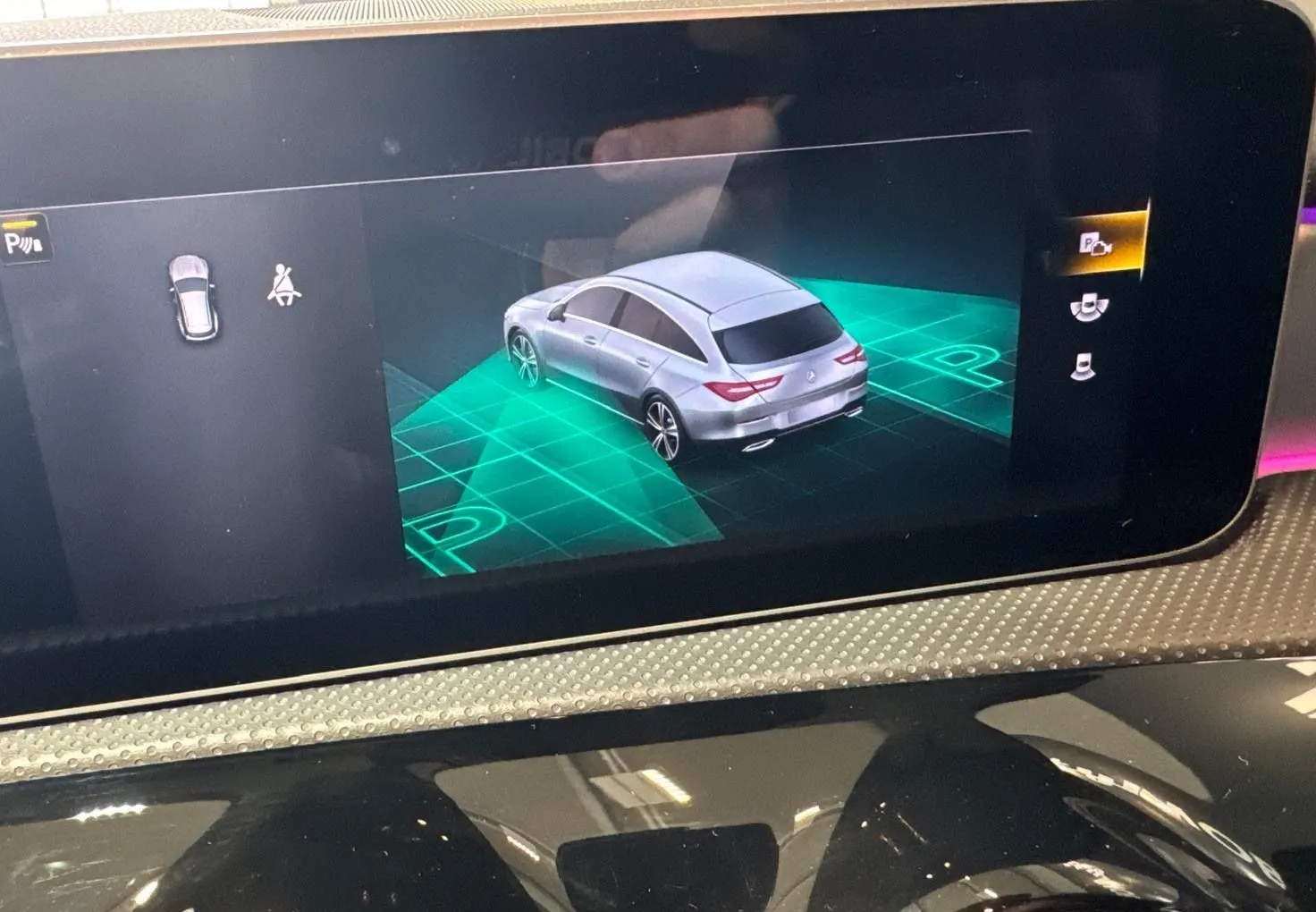 Zunanja slika - Mercedes-Benz CLA-Razred - CLA Shooting Brake 220d AMG LINE-NAVIGACIJA-RADAR-FULL LED-KAMERA - 17