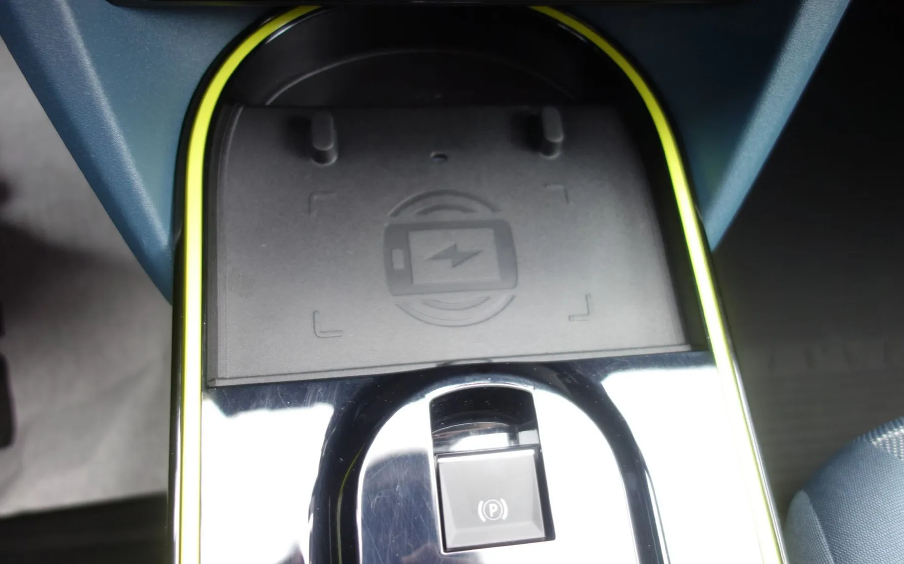 Zunanja slika - Fiat Grande Panda - 1.2 110 e-Hybrid  AT La prima - 12