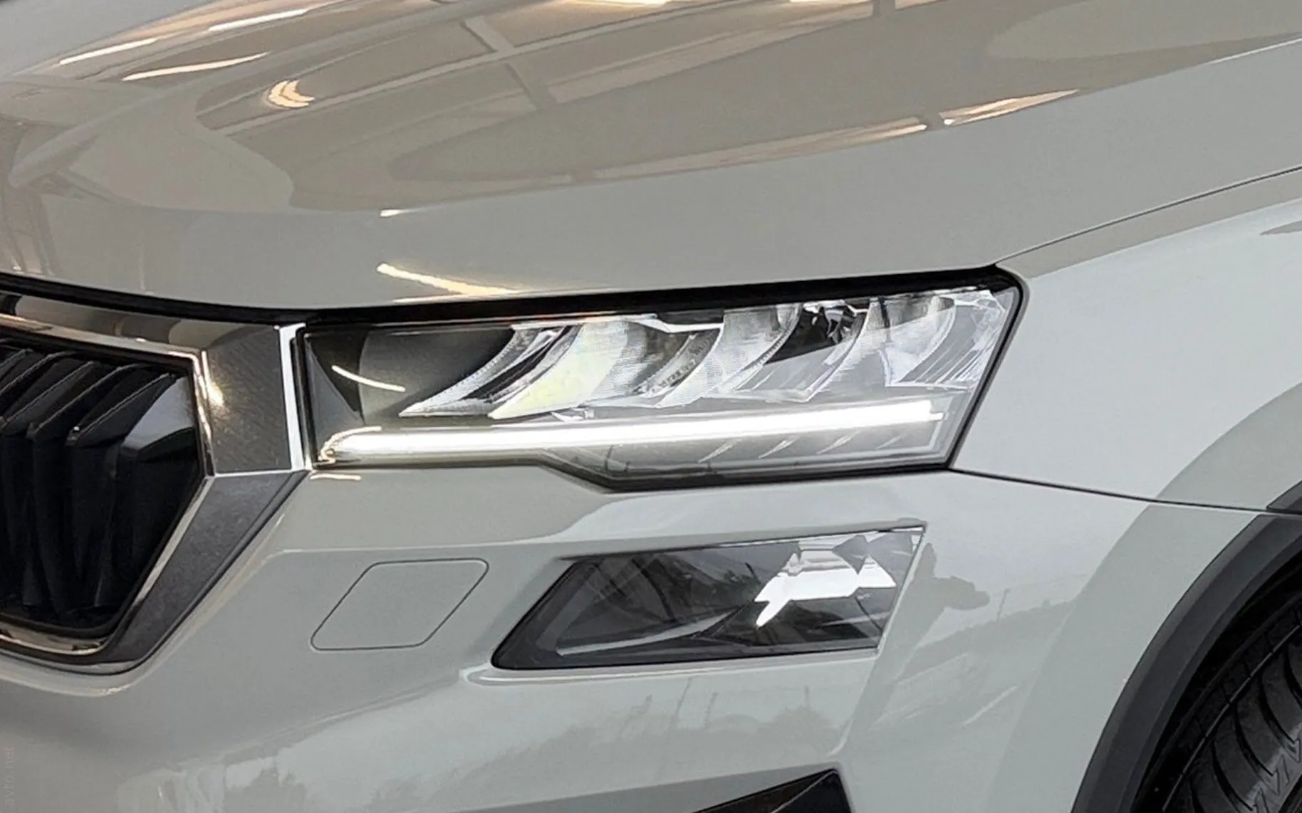 Zunanja slika - Škoda Karoq - 2.0 TDI Style DSG-LED-Keyless-ACC-Navi-AppConnect - 5
