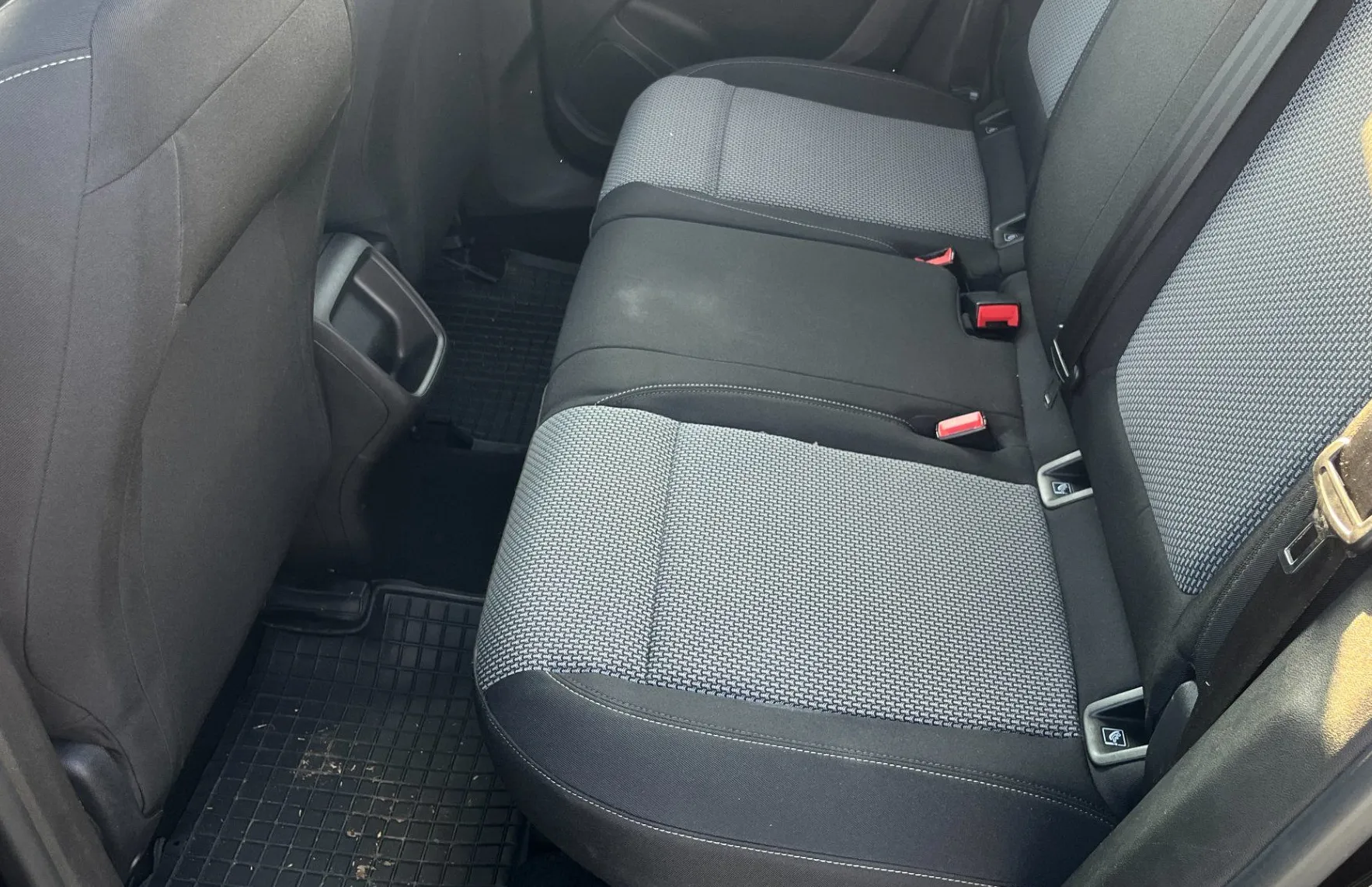 Zunanja slika - Opel Grandland X - 1.5 CDTI Design Line.96 KW.DIZEL.111.000 KM - 9
