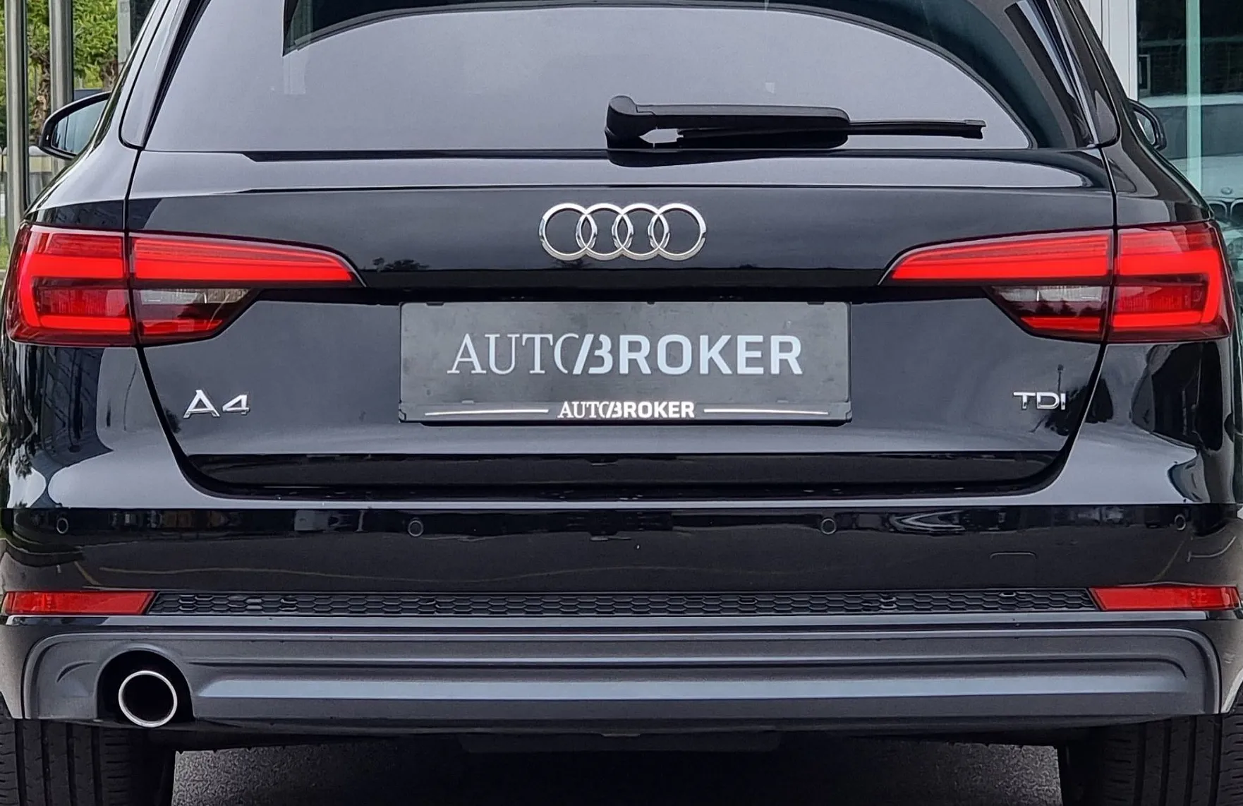 Zunanja slika - Audi A4 - Avant 2.0 TDI S tronic S-line - 6