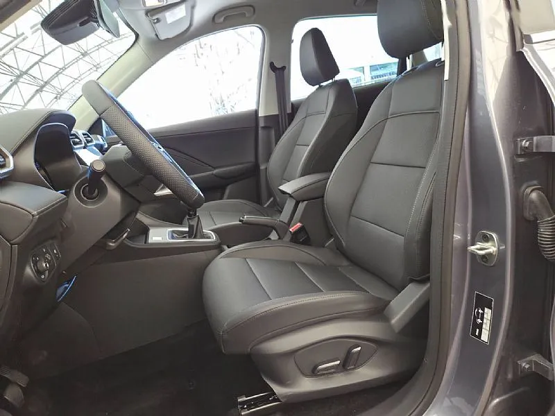 Zunanja slika - MG MG ZS - 1.5L Comfort + ZIMSKE PNEVMATIKE - 11
