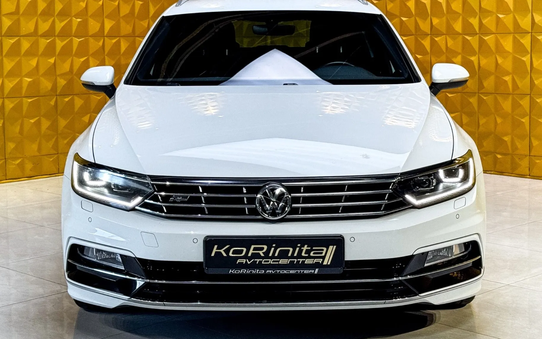 Zunanja slika - Volkswagen Passat Variant - 2.0 TDI AUT.-R Line-LED-VIRTUAL-KLJUKA-KAMERA - 4