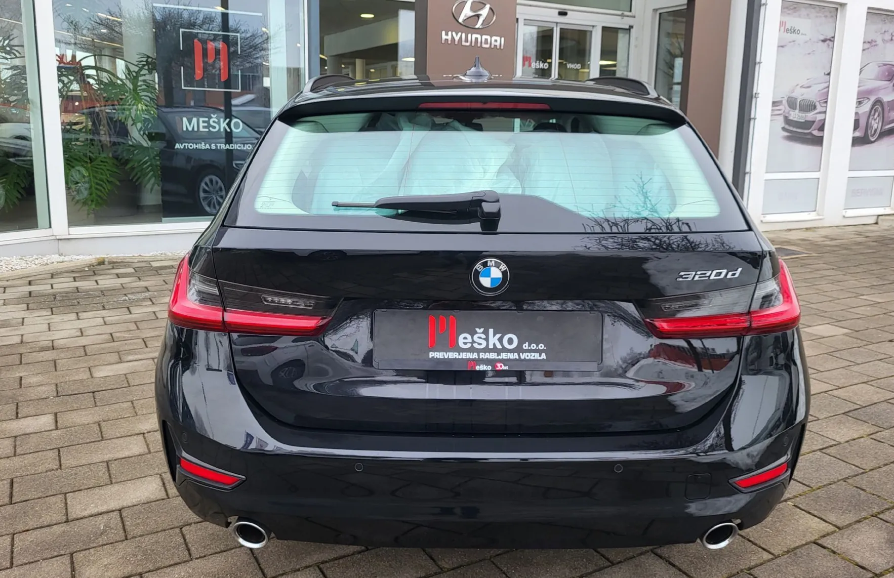 Zunanja slika - BMW Serija 3 - Touring: 320d  AT8 1last-navi-led-alu-acc-virtual-pdc-se - 5
