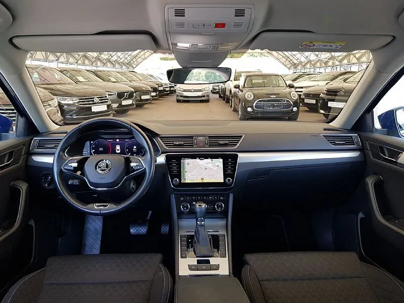Zunanja slika - Škoda Superb - 2.0 TDI DSG ACC VIRTUAL LED KAMERA GR.SED PRIKLOP - 8