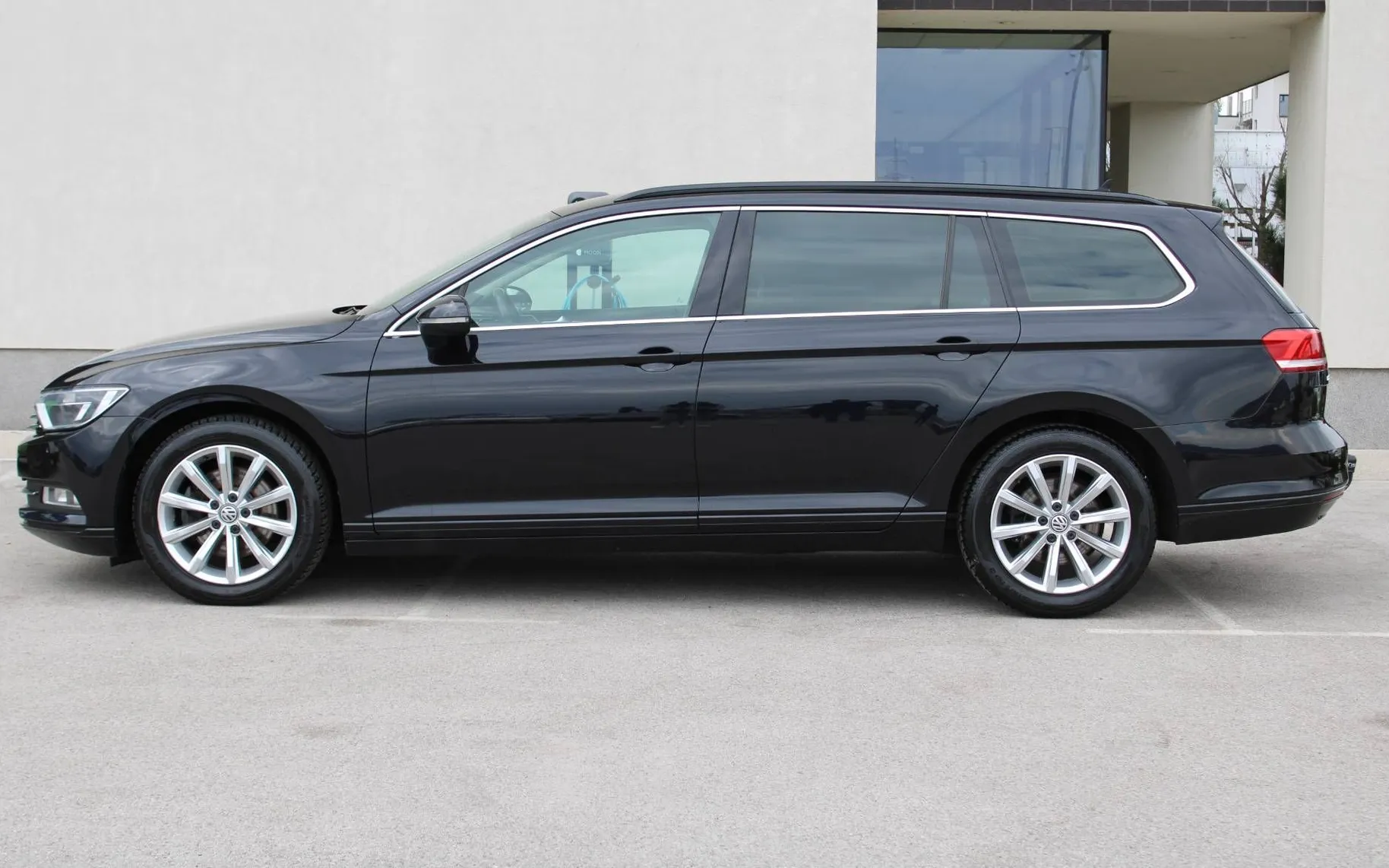 Zunanja slika - Volkswagen Passat - Variant 2.0 TDI BMT Comfortline 110kW TEMPO KLJUKA NAVI - 4