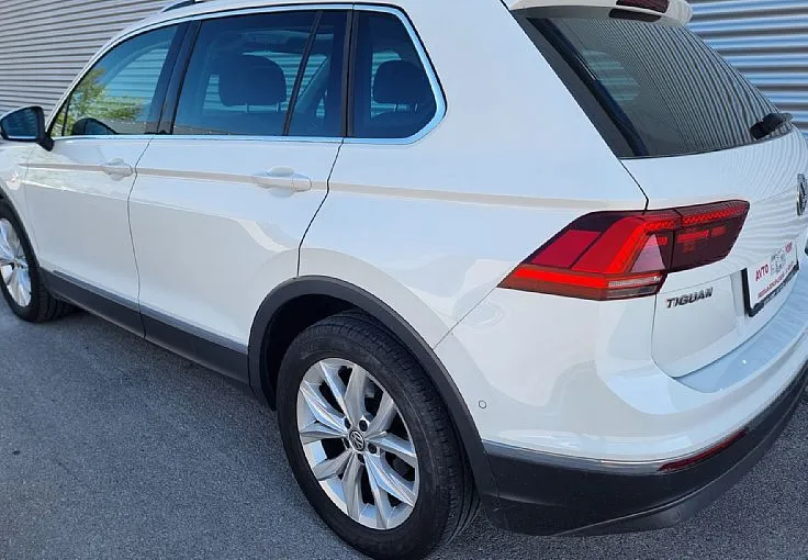 Zunanja slika - Volkswagen Tiguan - 2.0 TDI-DSG-VIRTUAL-PANORAMA-VELIKA NAVI-KAMERA- - 3