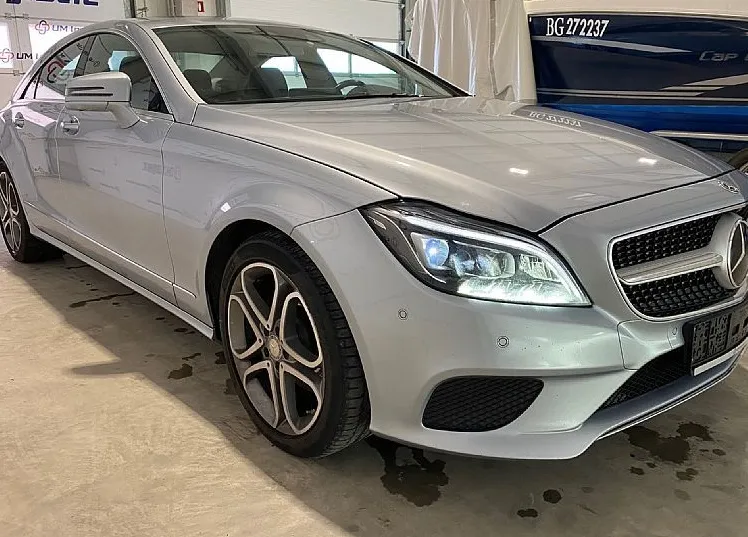 Zunanja slika - Mercedes-Benz CLS-Razred - CLS 350 d 4MATIC- KAM 360-PANO-NAVI-2xPDC - 3