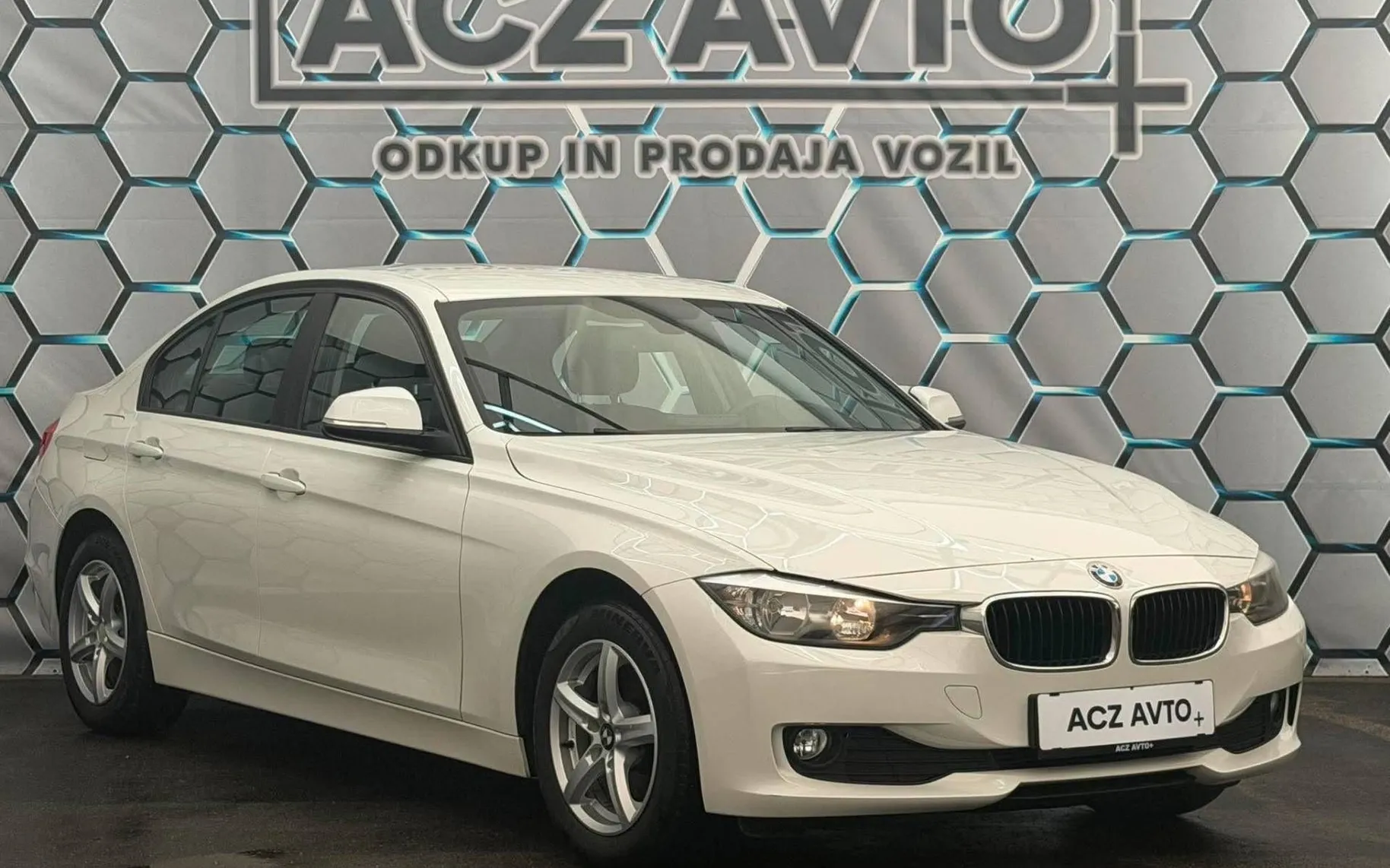 Zunanja slika - BMW serija 3: - 316D•SLO•DIGI KLIMA•LIMUZINA•PDC SENZORJI•KREDIT•. - 1