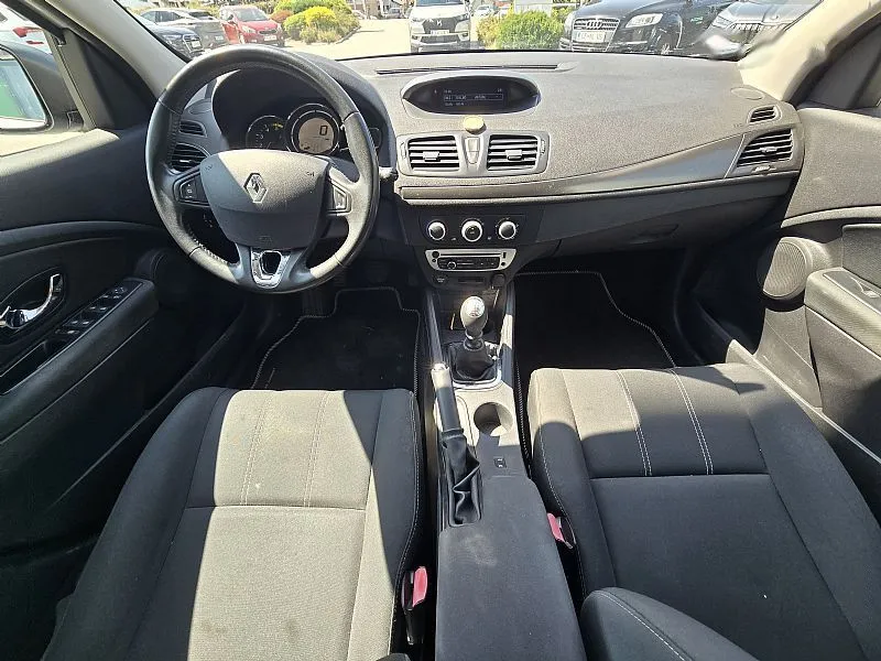 Zunanja slika - Renault Megane Limousine - Expression dCi 110 Energy - 10