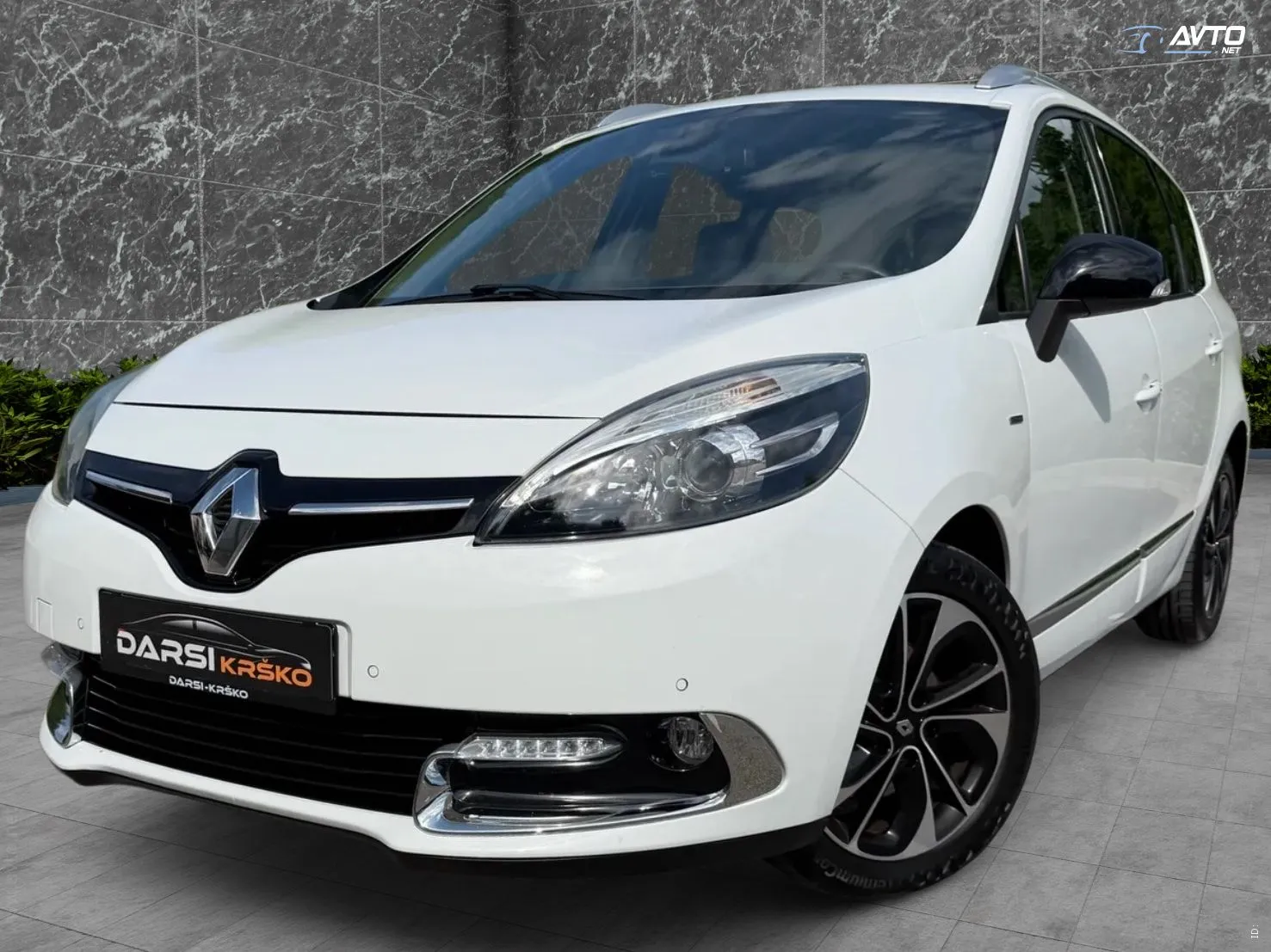 Zunanja slika - Renault Grand Scenic - Scénic 1.5dCi 110PS BOSE 7SEDEŽEV LED NAVI KAMERA ALU17 - 7