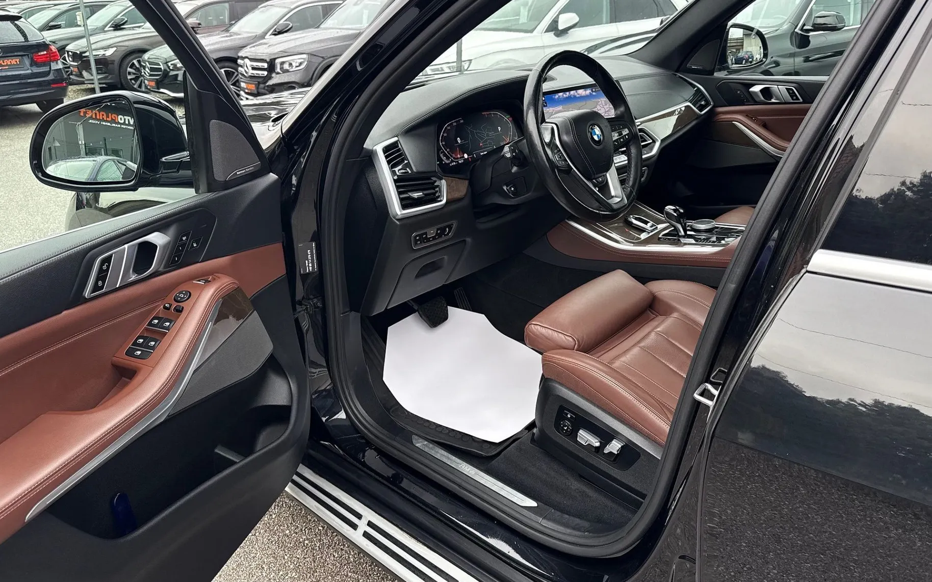 Zunanja slika - BMW X5 - serija : xDrive40i xLINE LASER ACC PANO HEADuP 360K - 14