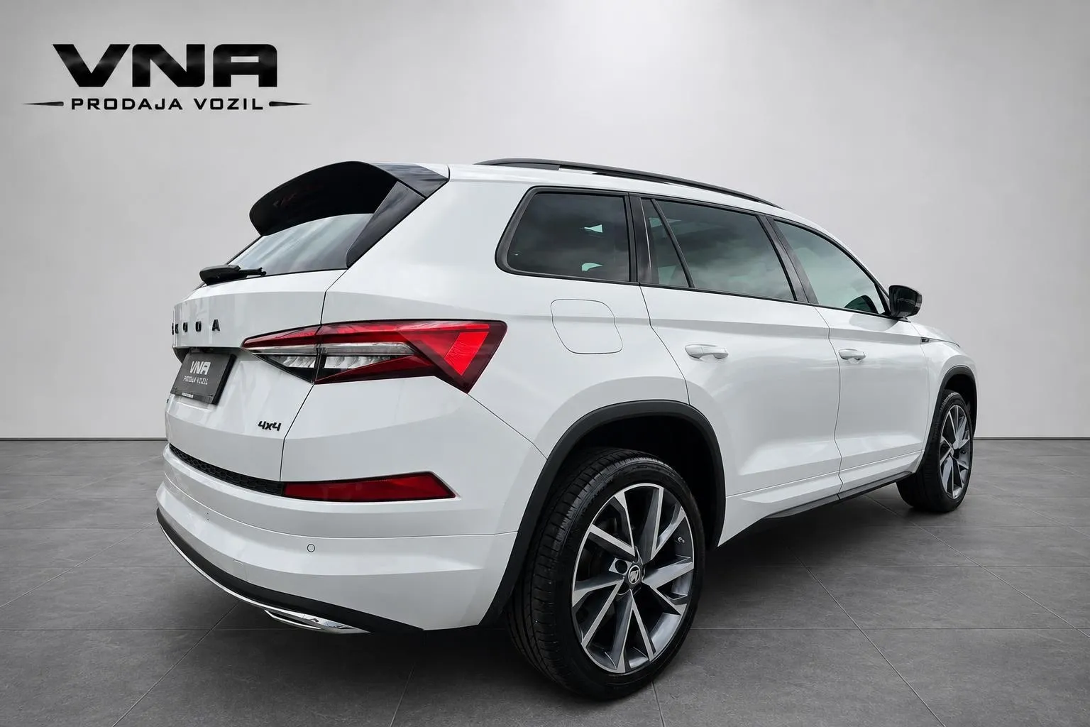 Zunanja slika - Škoda Kodiaq - 4x4 2.0 TDI Sportline DSG |PANORAMA|VIRTUAL|ALU20| - 6