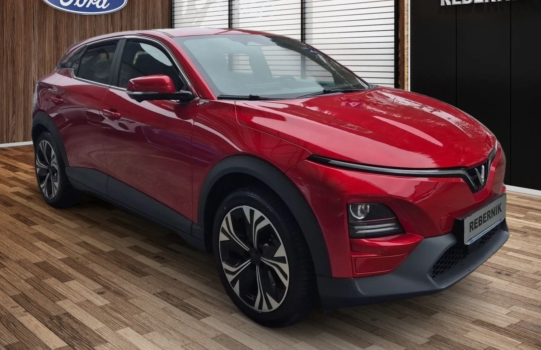 Zunanja slika - Vinfast VF6 - PLUS 59.6kWh 204PS FWD-TESTNO VOZILO - 2