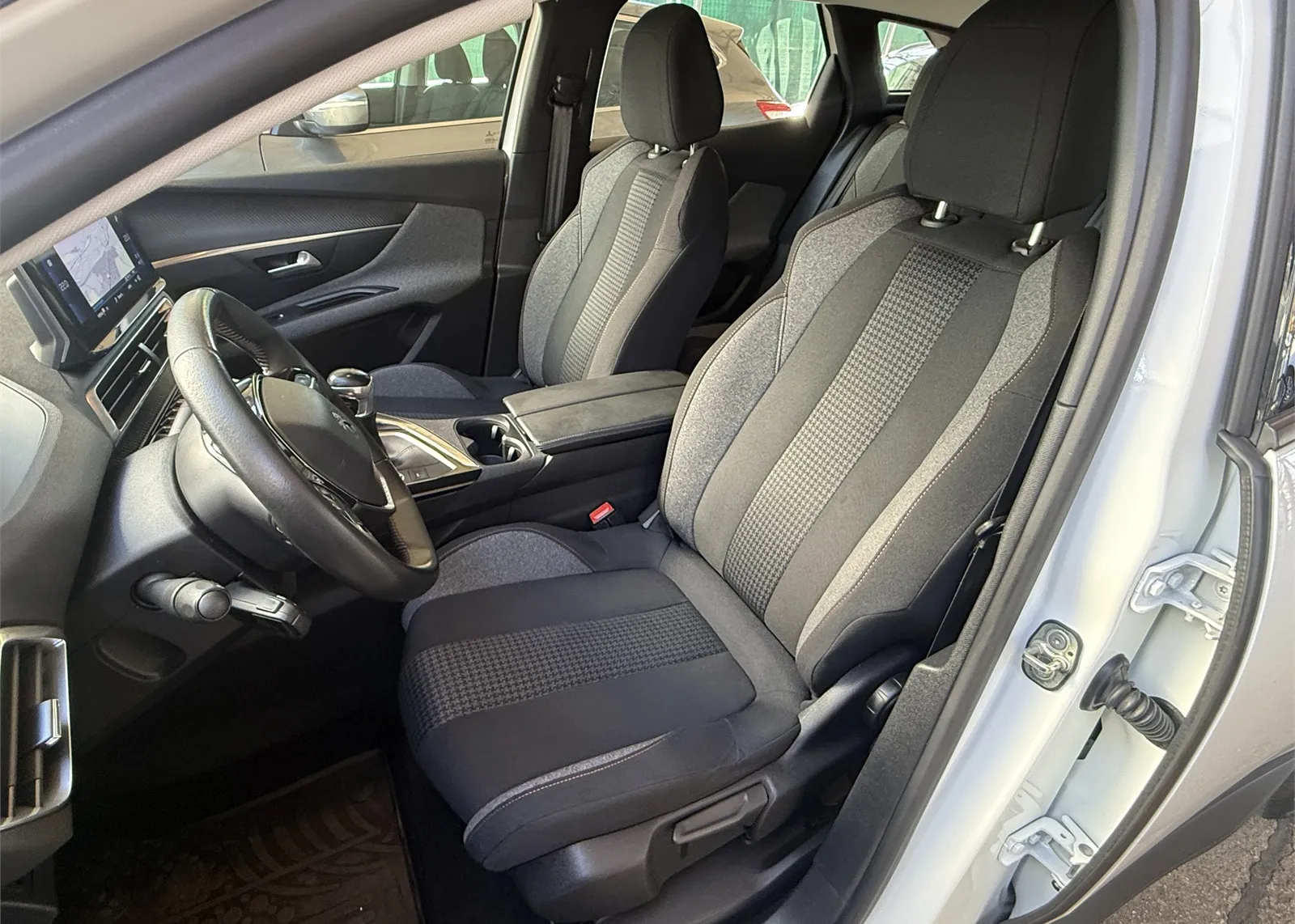 Zunanja slika - Peugeot 3008 - 1,5 BlueHDI - 13