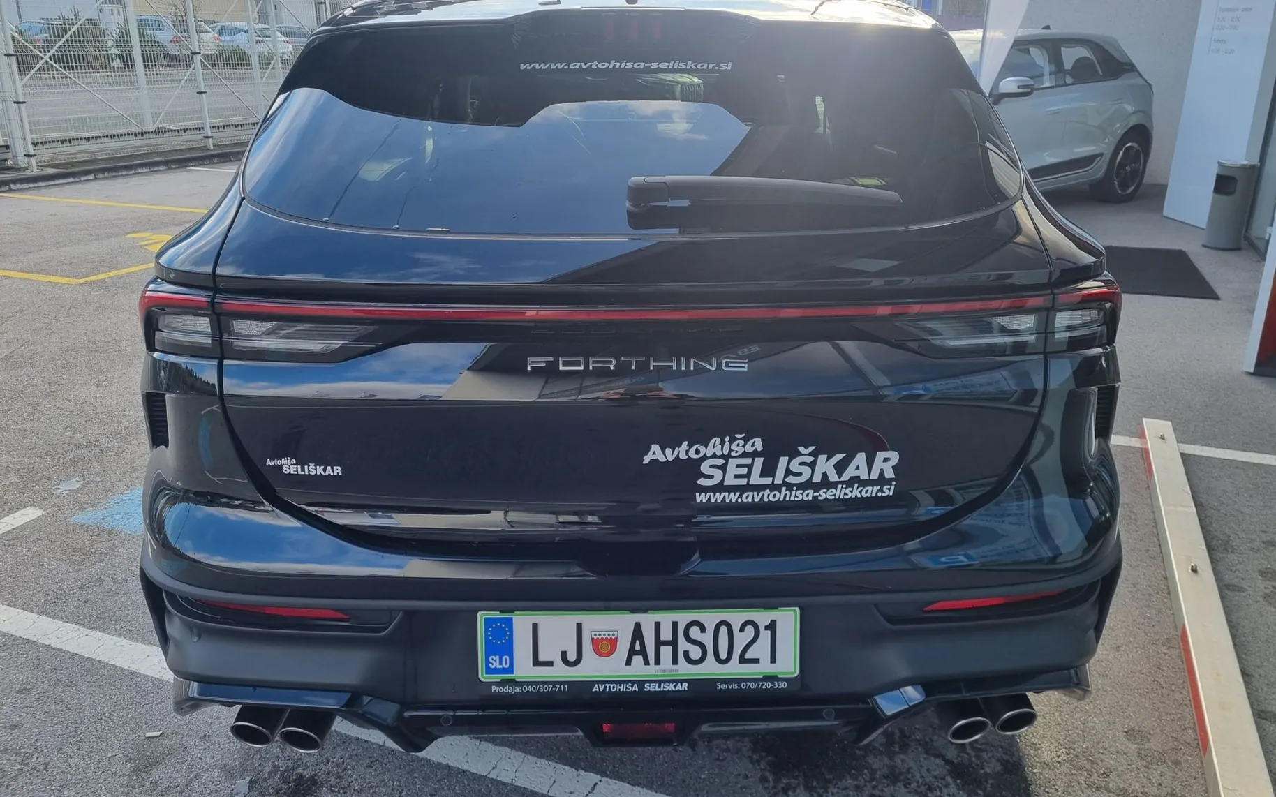 Zunanja slika - Forthing Forthing T5 EVO - T5 Evo MY2025 1.5 T-GDI AVTOMATIK + TOP OPREMA - RABLJENO - 6