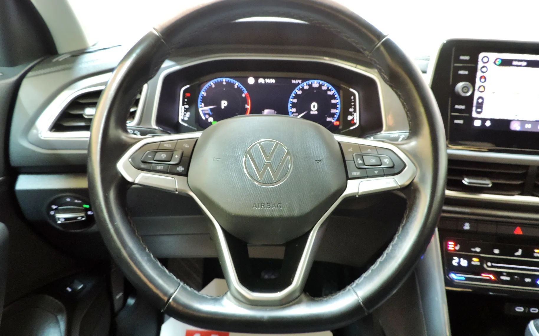 Zunanja slika - Volkswagen T-Roc - 1.5 TSI BMT Style DSG ACC-LED-KAMERA - 15