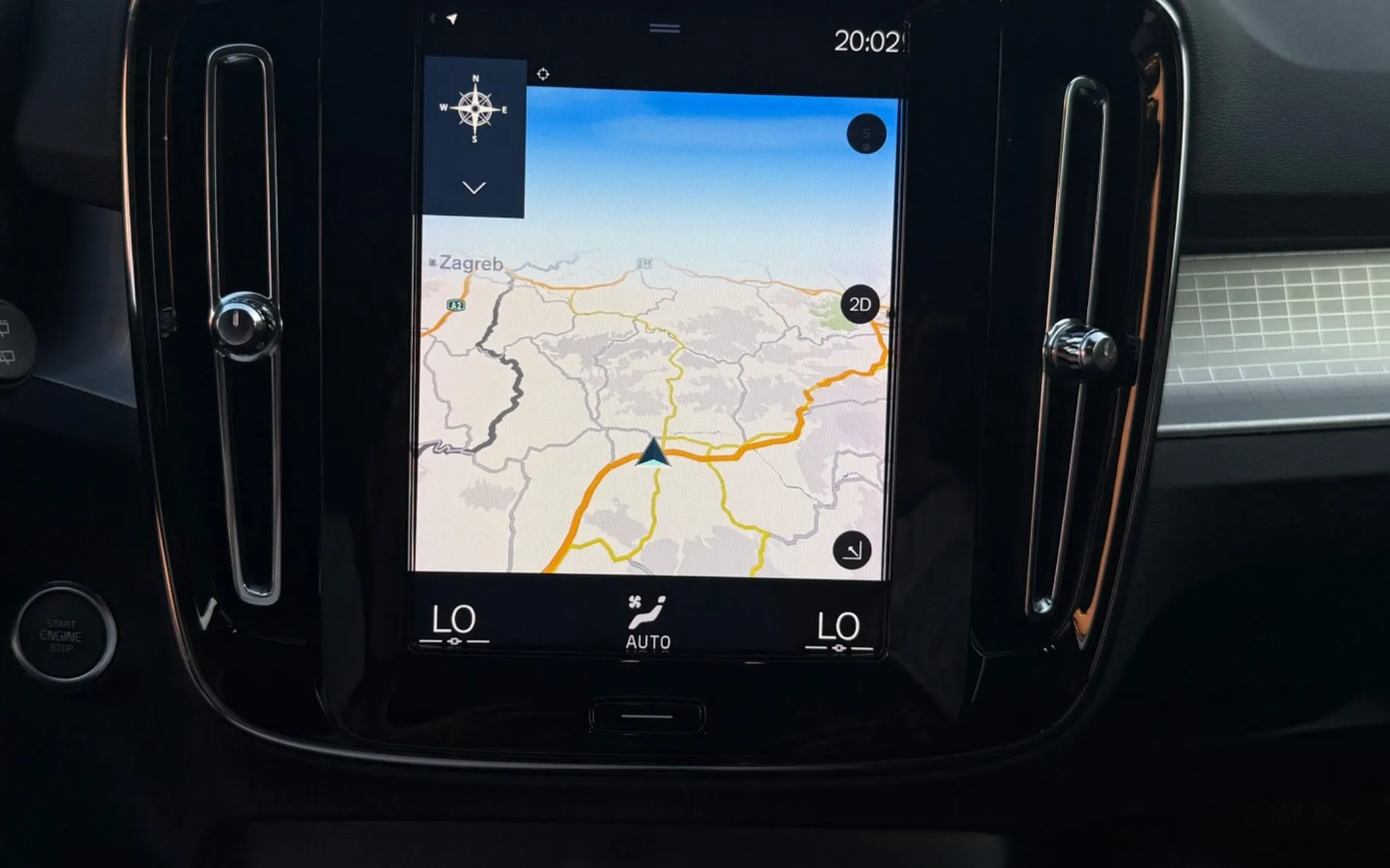 Notranja slika - Volvo XC40 - D3-AUT-145.000km-VIRTUAL-LIZING ZA TUJCE-FUL LED - 11