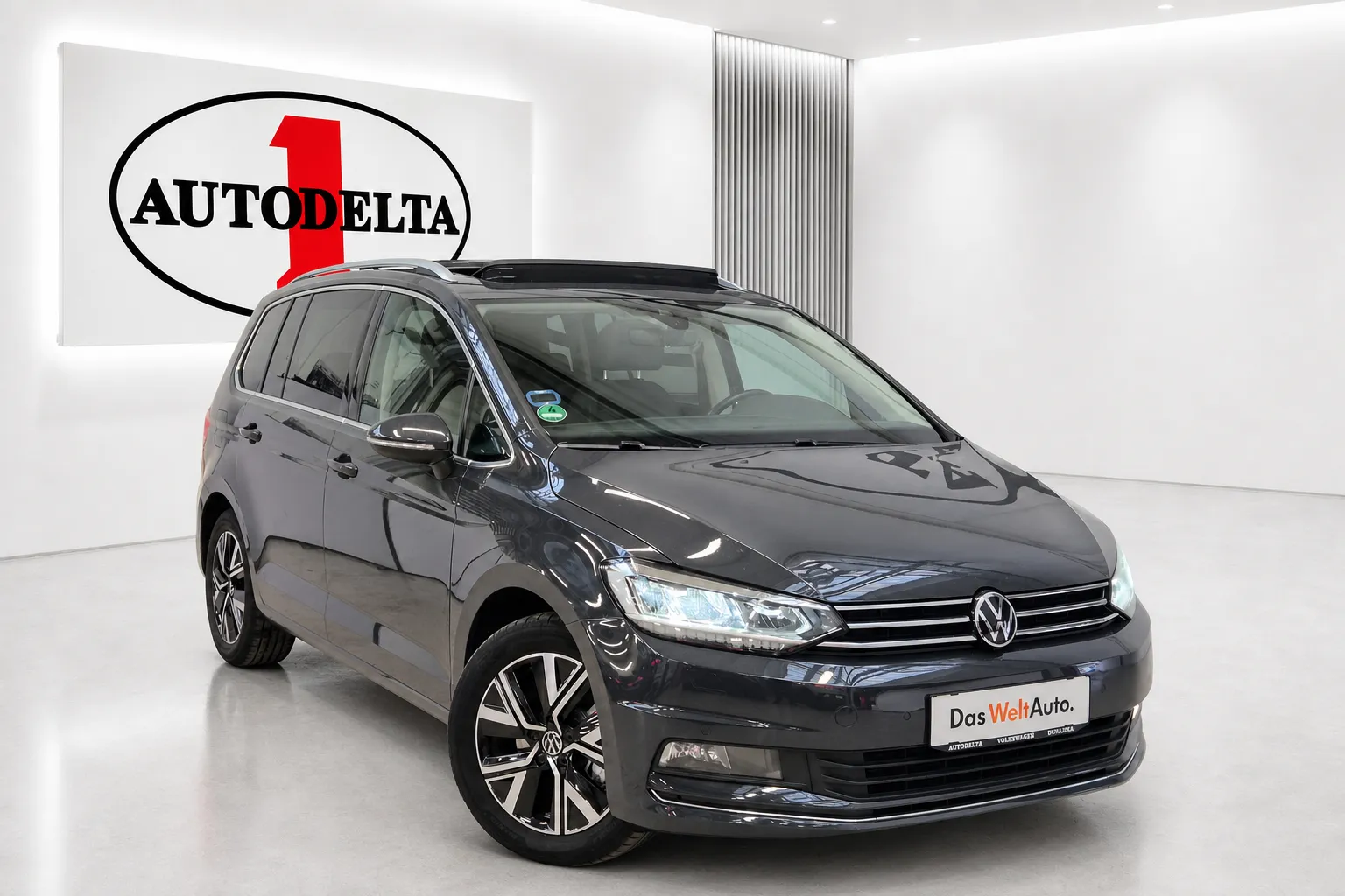 Zunanja slika - Volkswagen Touran - 2.0 TDI Highline 150 PANORAMA-LED-KLJUKA... - 2