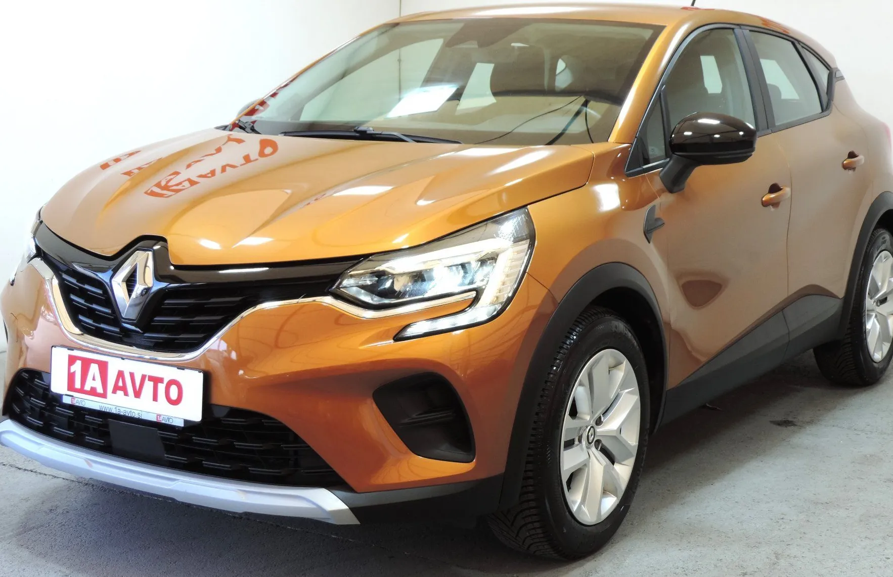 Zunanja slika - Renault Captur - E-Tech 145  Avt. - 1