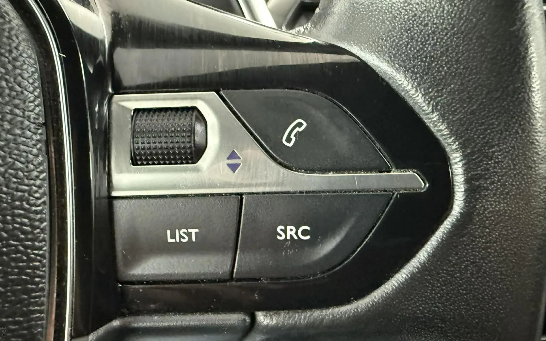 Zunanja slika - Peugeot 5008 - 1.2 PureTech 96 KW Avt.NAVI.KAMERA.2023 VELIKI SER - 19