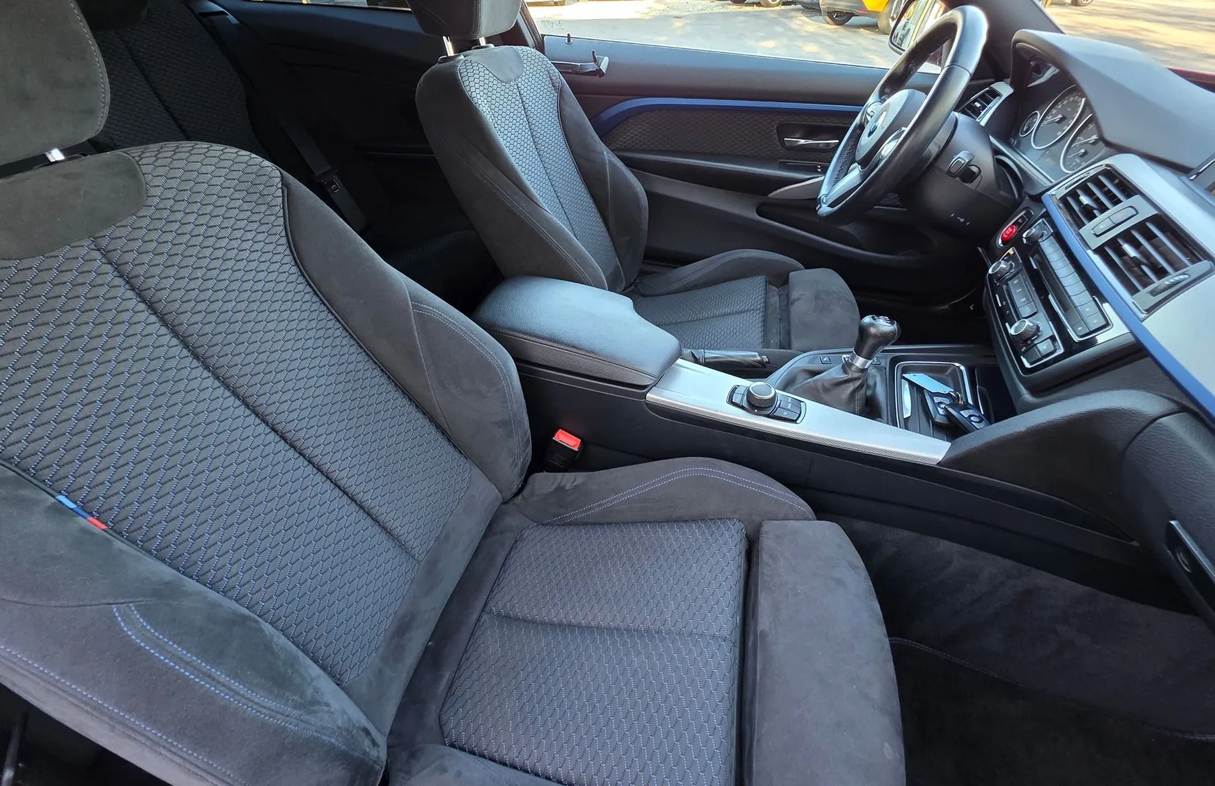Zunanja slika - BMW Serija 4 - Coupe: 420i XDRIVE COUPE M-PAKET BI-XENON-ALU19-1.LASTNI - 12