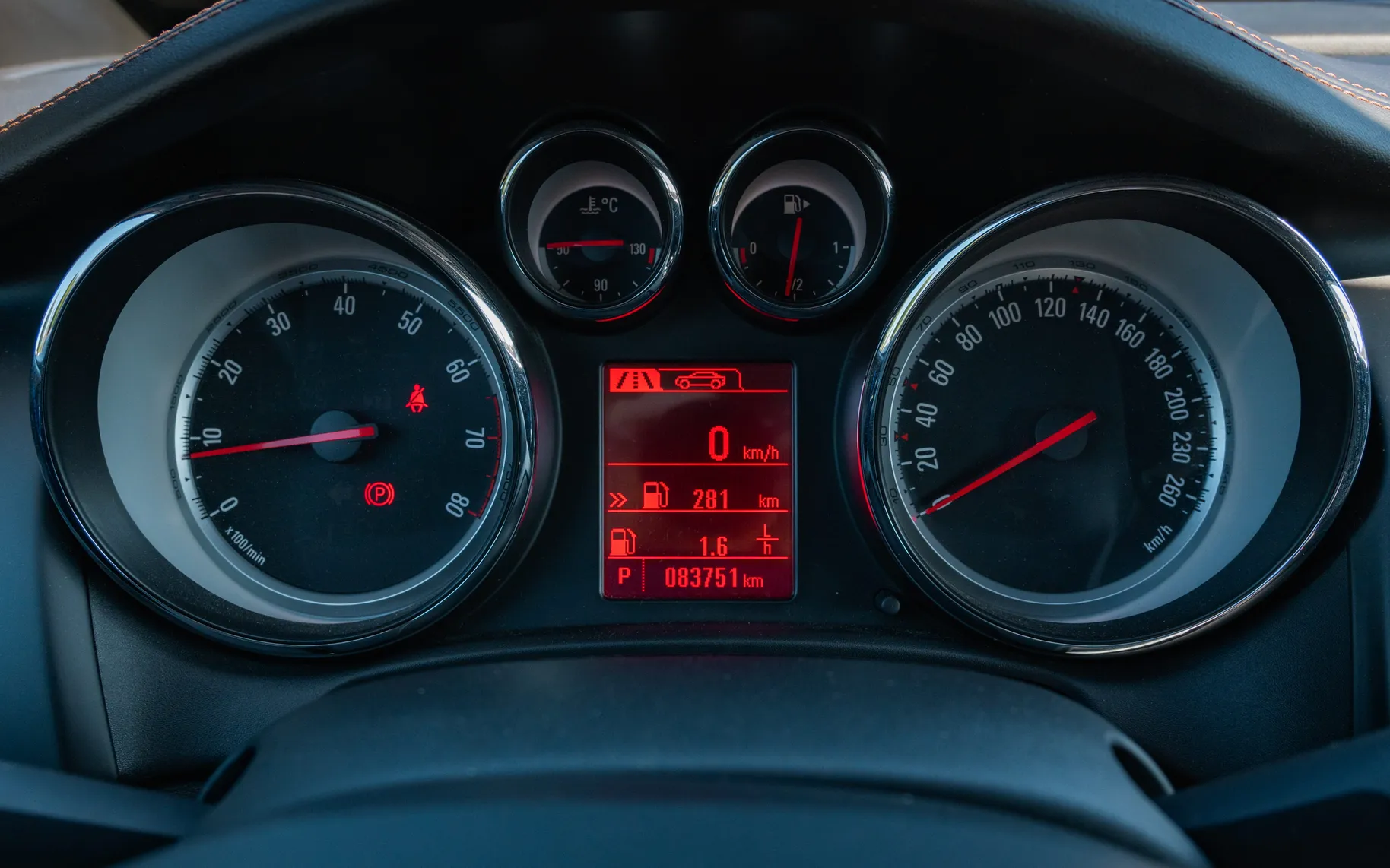 Notranja slika - Opel Cascada - 1,6 Turbo Cosmo Avt. - 9