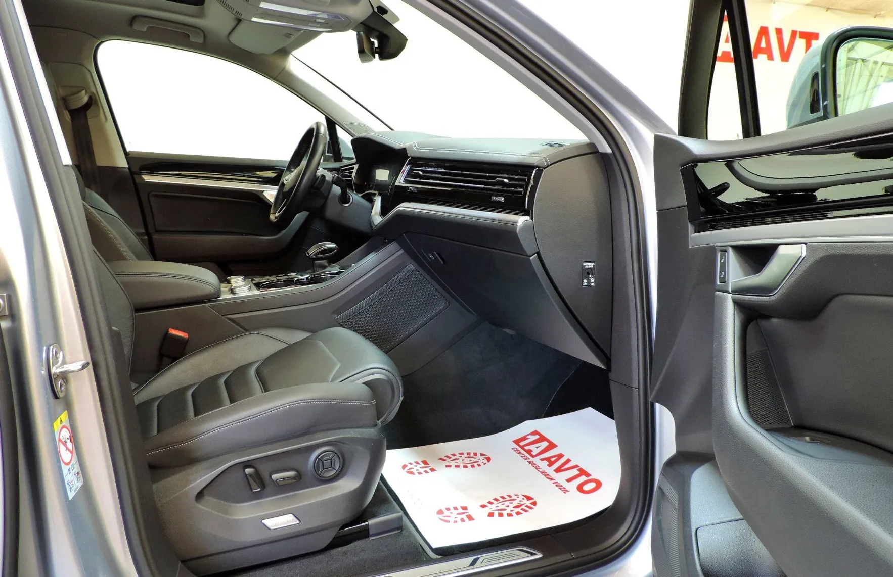 Zunanja slika - VW Touareg - 4motion V6 TDI BMT  Tiptronic ACC-360KAMERE-ZRAČNO - 11