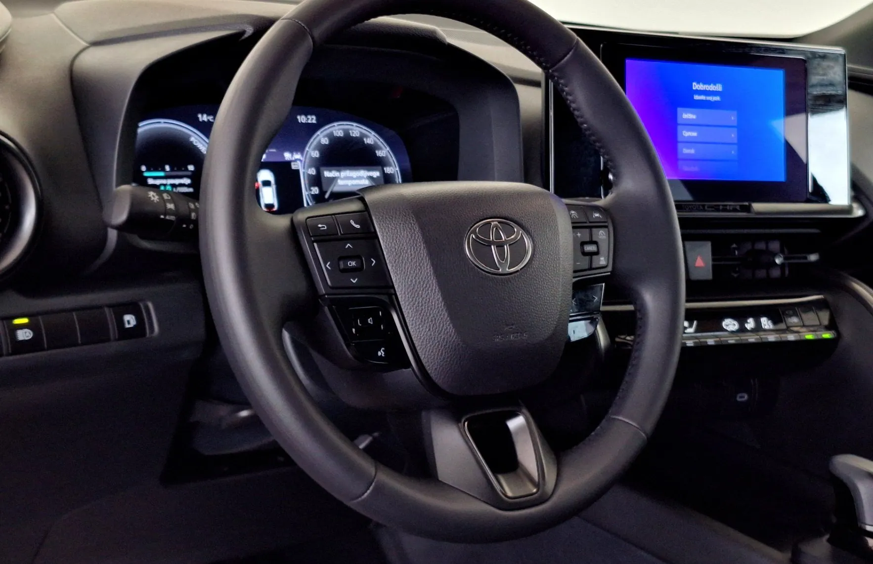 Zunanja slika - Toyota C-HR - Hybrid 1.8 C-ULT Aut. - 18