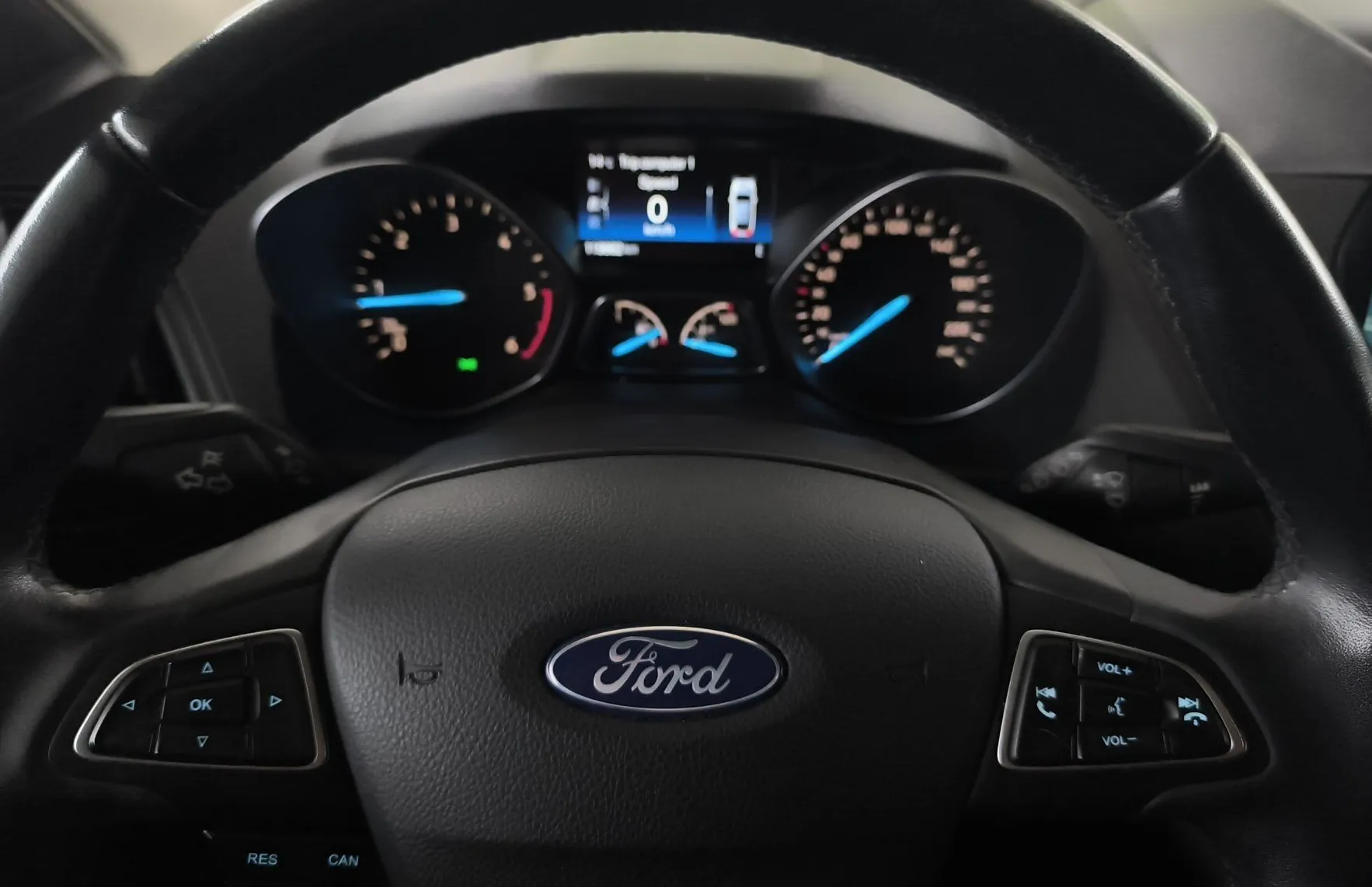 Zunanja slika - Ford Kuga - 1.5 TDCi Style 120PS- SLO-1.LASTNIK-KAMERA - 10