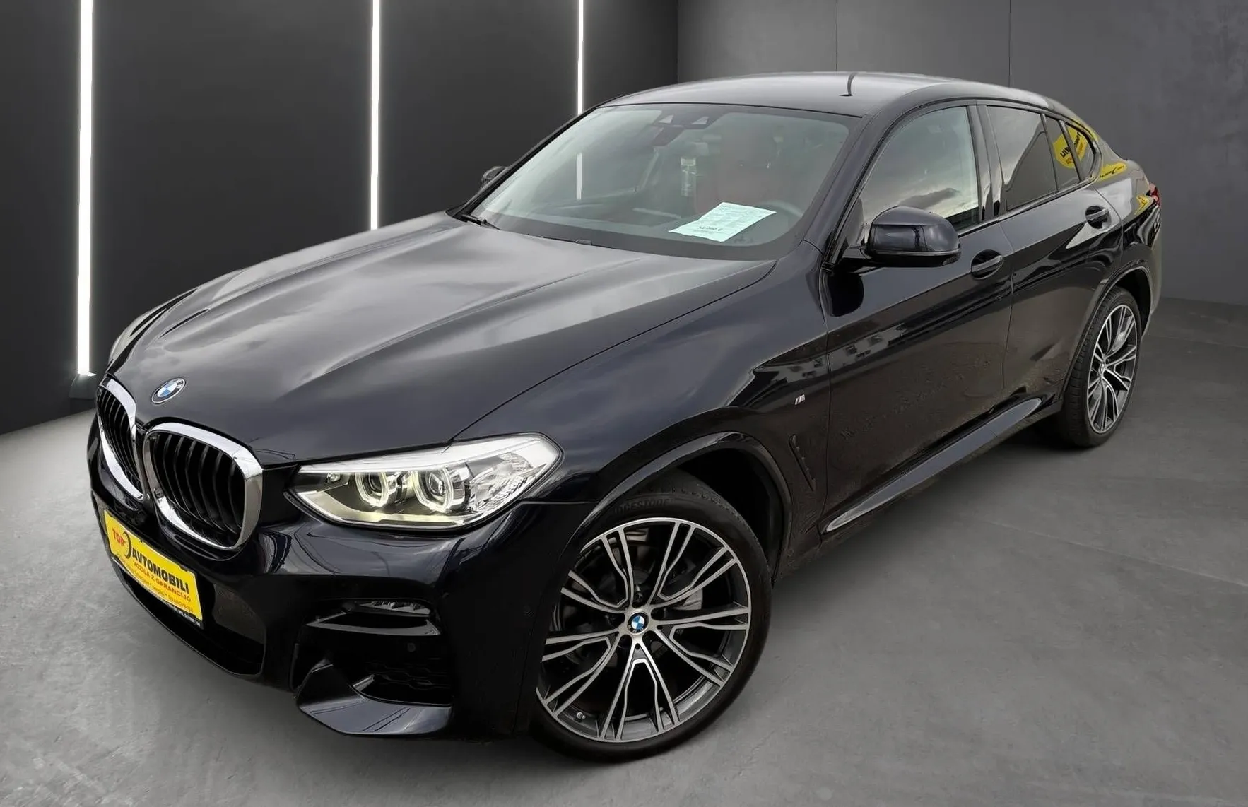Zunanja slika - BMW X4 - serija : xDrive30d M PAKET FULL LED NAVI PDC USNJE - 2