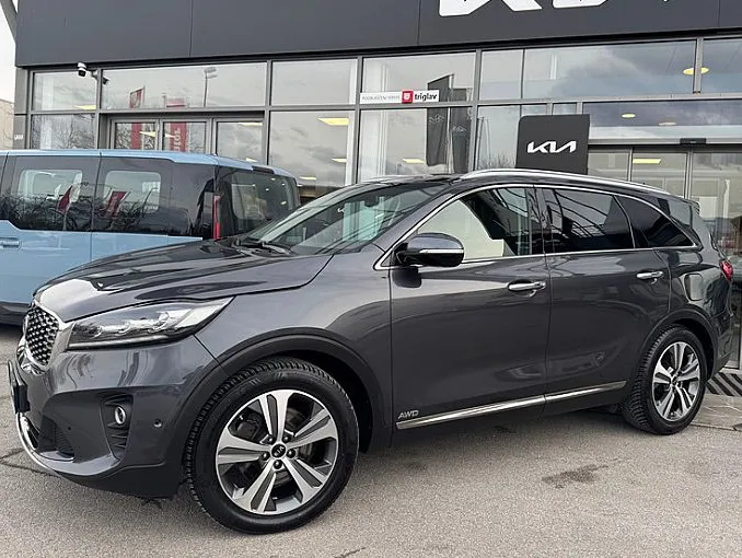 Zunanja slika - KIA Sorento - 2.2 CRDi Platinum Edition 4WD -360K -PANO -ACC - 3