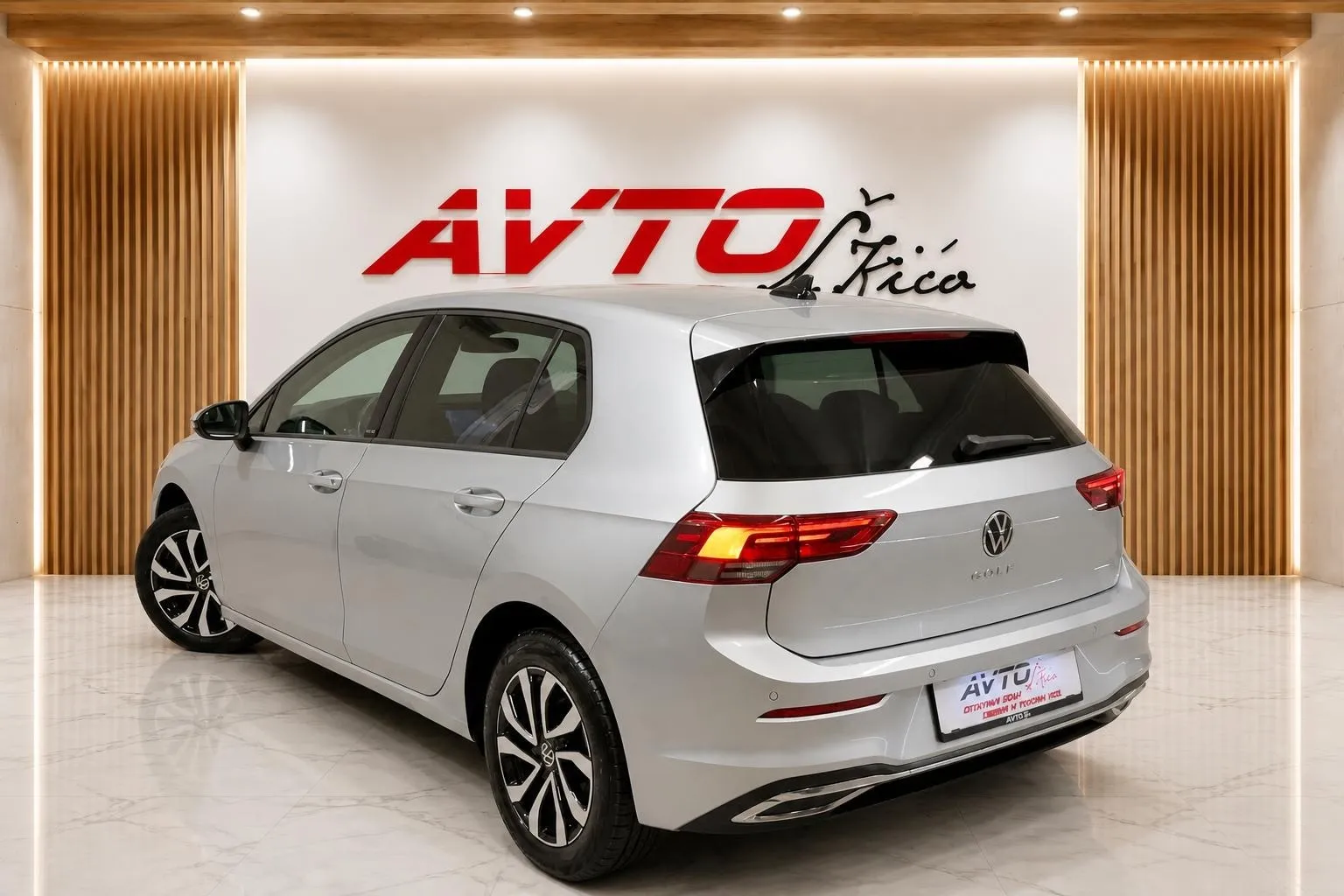 Zunanja slika - Volkswagen Golf - 1.5 TSI-VIRTUAL-ACC-KAMERA-NAVI-LED-PDC - 3