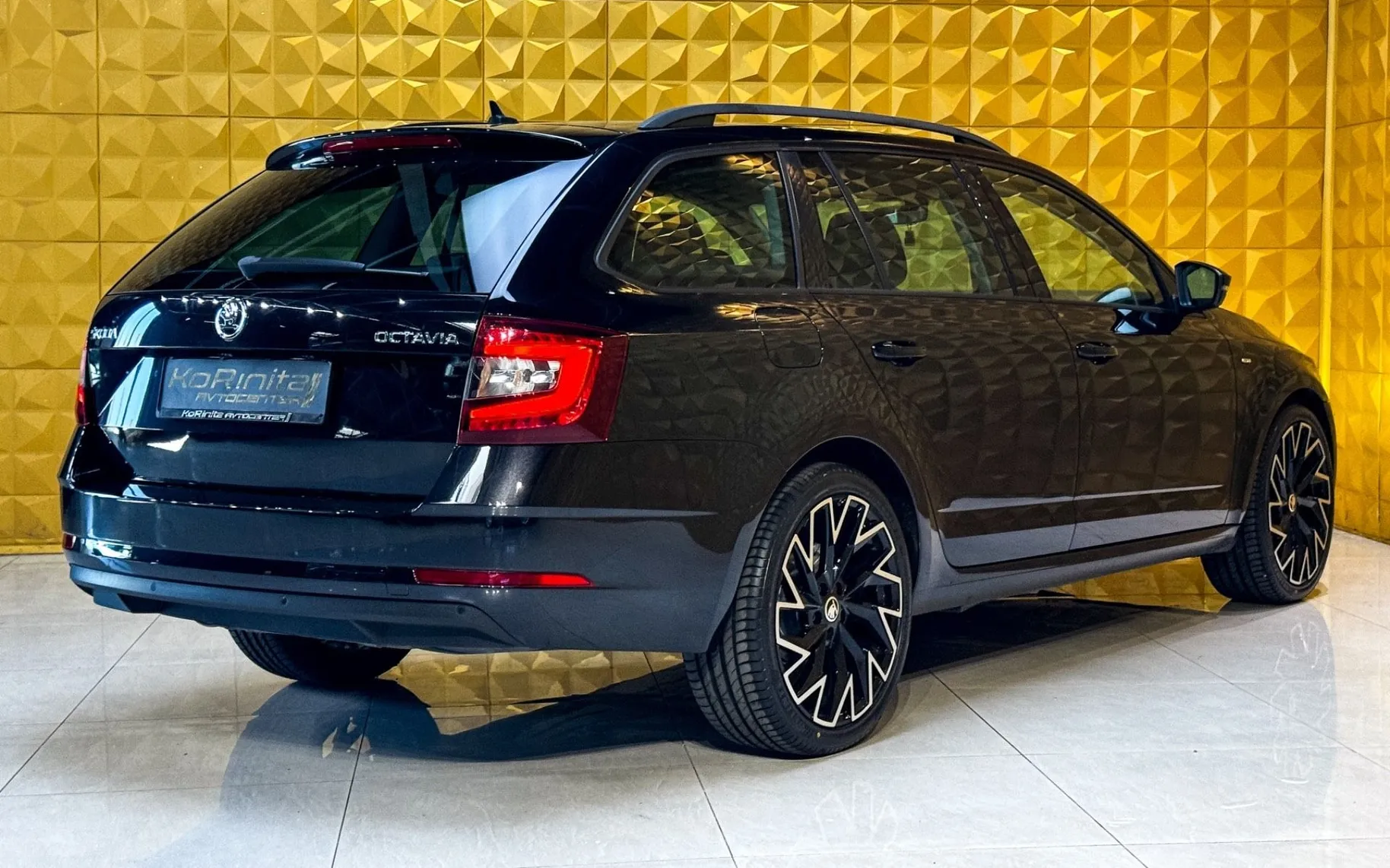 Notranja slika - Škoda Octavia - 2.0 TDI AUT. LED-NAVI-GRETJE-PDC - 11