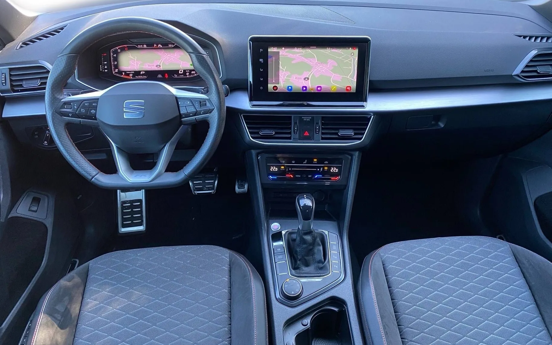 Notranja slika - Seat Tarraco - 4Drive 2.0 TDI FR DSG - 10