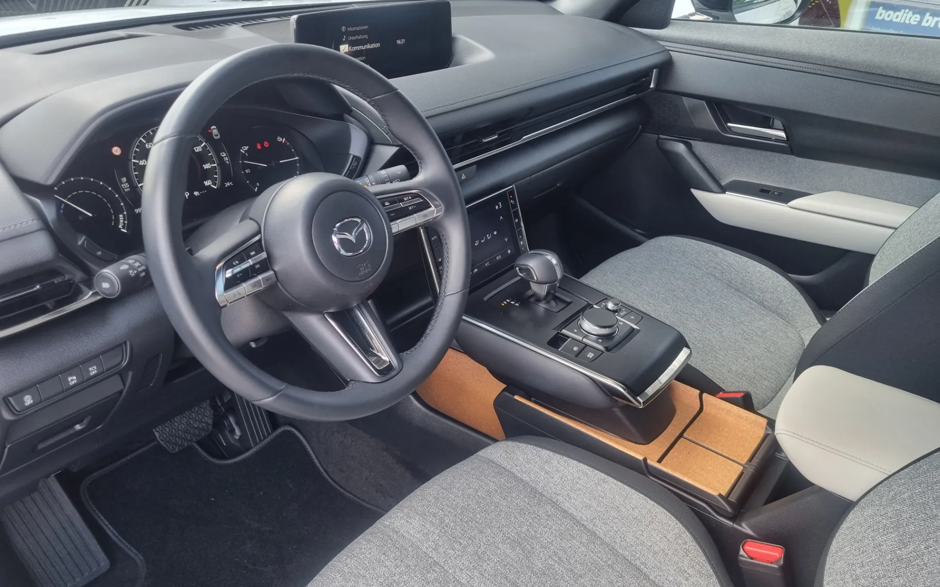 Zunanja slika - Mazda MX-30 - e-Skyactiv - SAMO 9.951KM - 3000€ SUBVENCIJE - 6