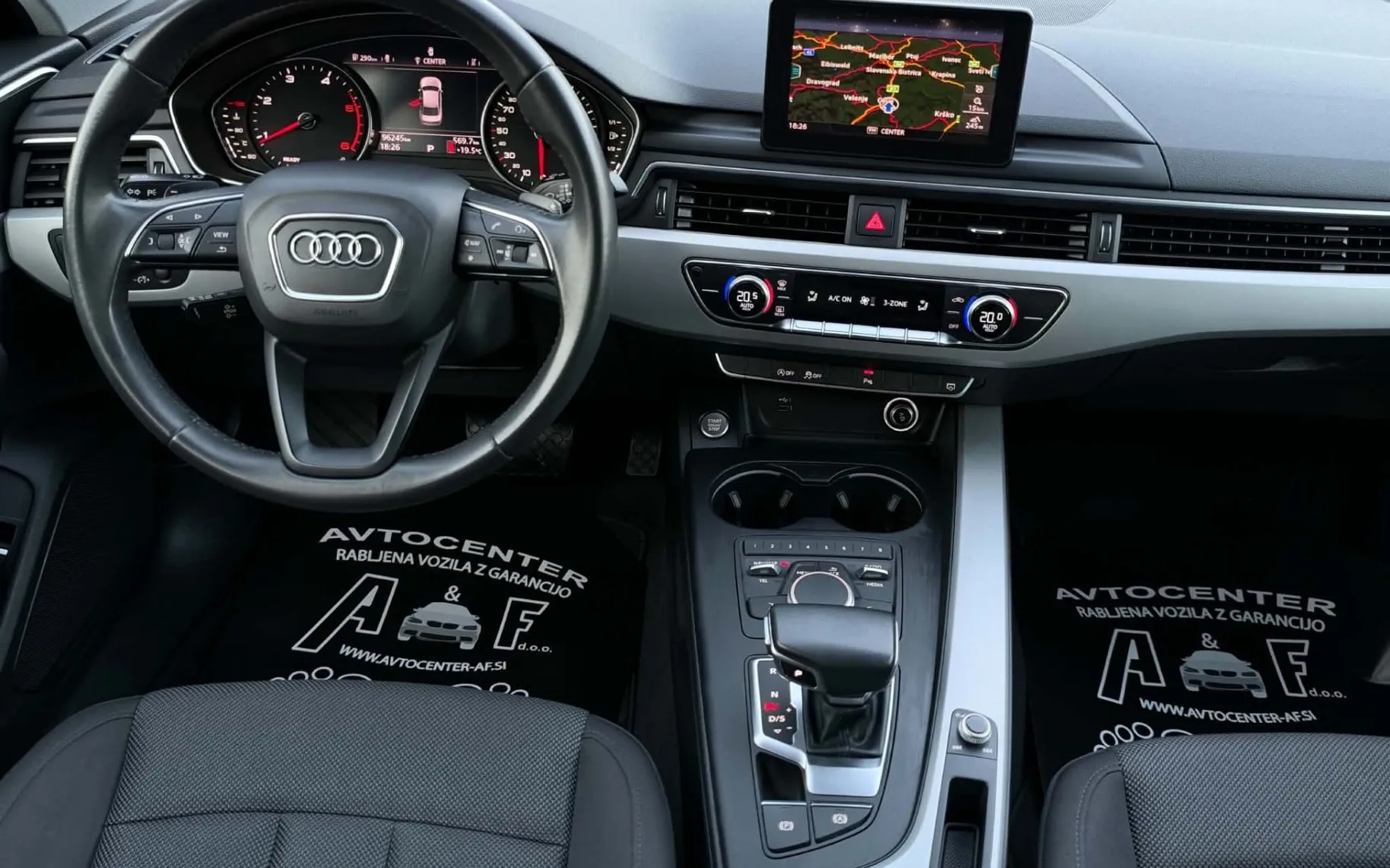 Notranja slika - Audi A4 - 2.0 TDI-AUT-S LINE-96.000km-NAVI-LIZING ZA TUJCE- - 10