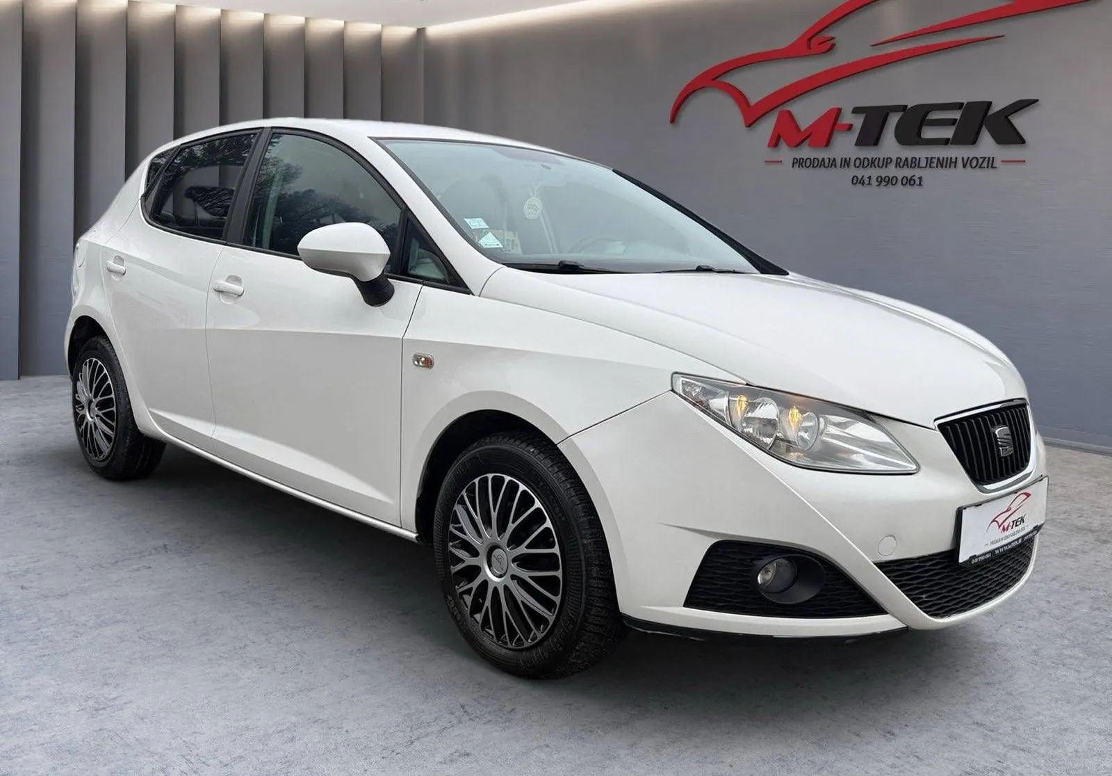 Zunanja slika - Seat Ibiza - 1.6 TDI DPF 66KW STYLE EURO 5... - 4
