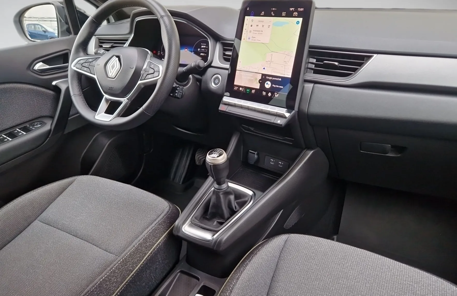 Zunanja slika - Renault Captur - TCe 90 Techno + paket ZIMA - 16