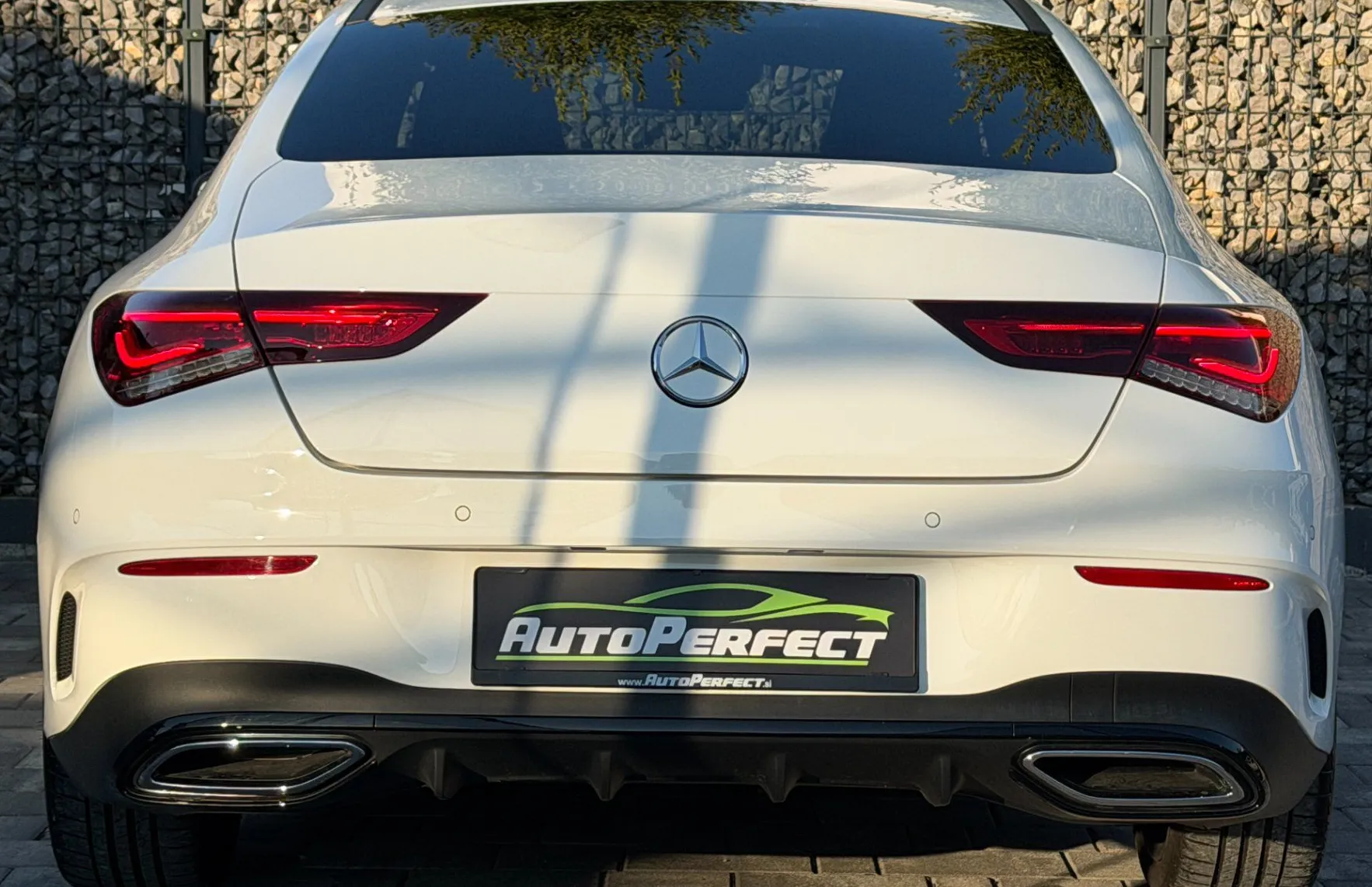 Zunanja slika - Mercedes-Benz CLA-Razred - 200|AMG LINE|COUPE|TOV.GAR|PANO|KAM|GR.SED - 5