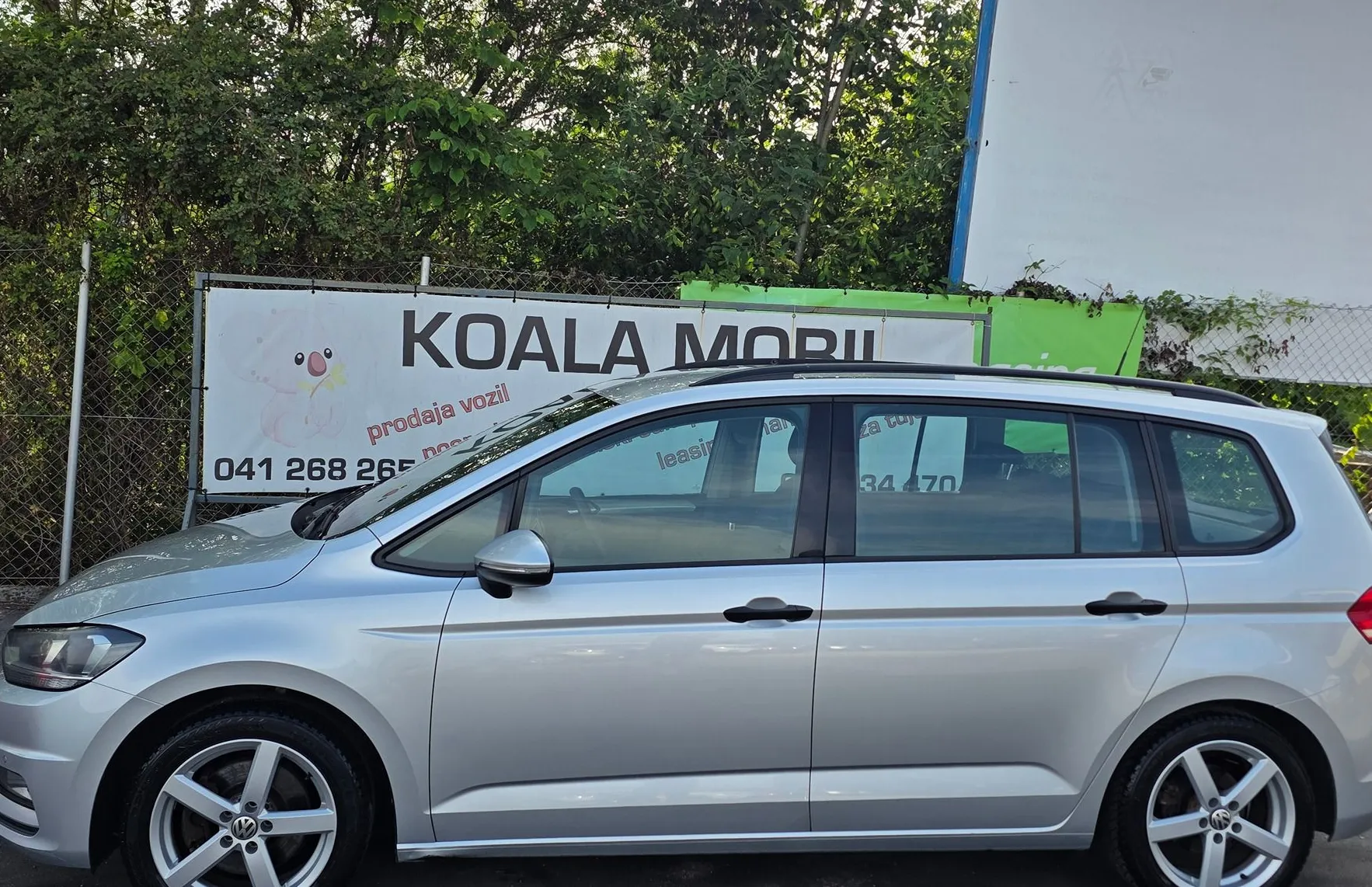 Zunanja slika - Volkswagen Touran - 1.6 TDI BMT COMFORTLINE ALU PLATIŠČA-PDC-1.LASTNIK - 7