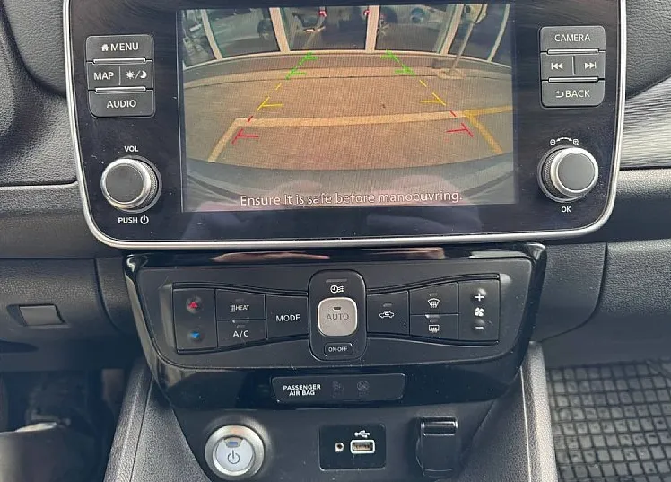 Zunanja slika - Nissan Leaf - Tekna 40kW - KAMERA... - 9