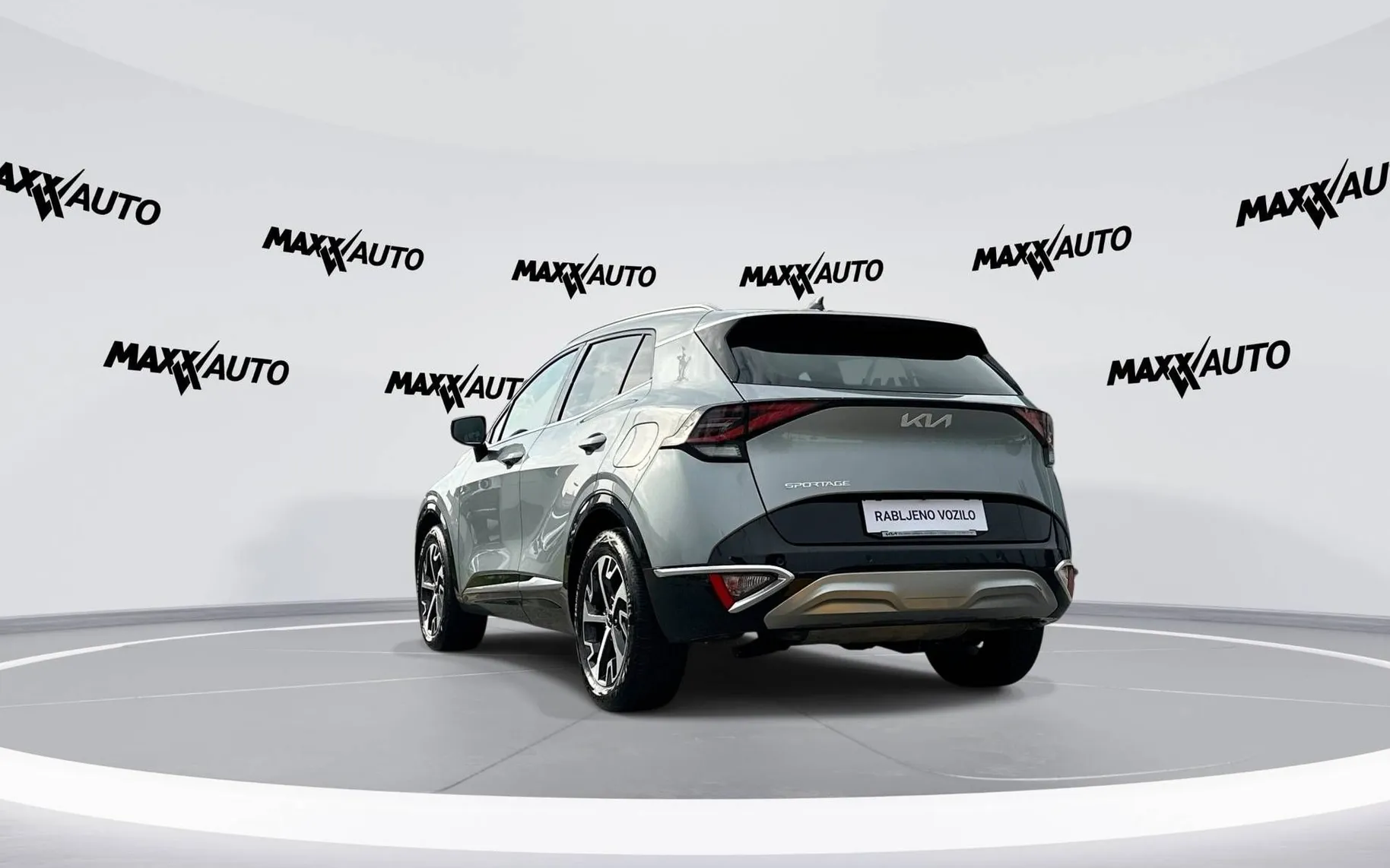 Notranja slika - KIA Sportage - 1.6 T-GDI MHEV EX Style ISG DCT - 7