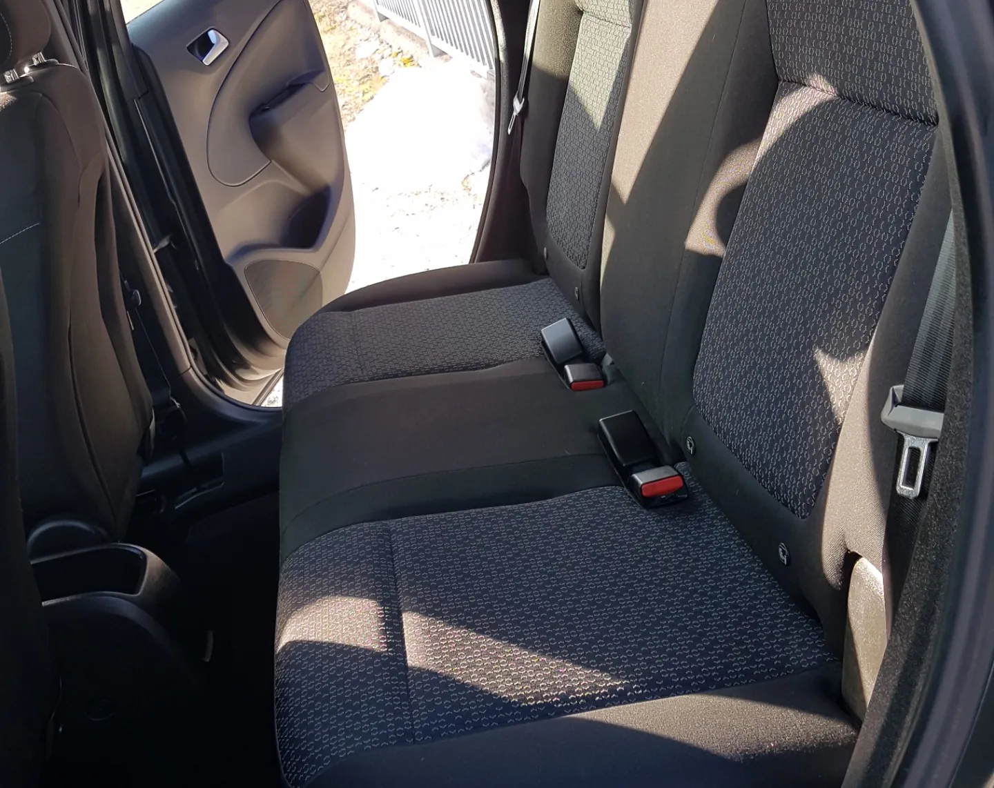 Zunanja slika - Opel Crossland X - 1,6 CDTi - 17