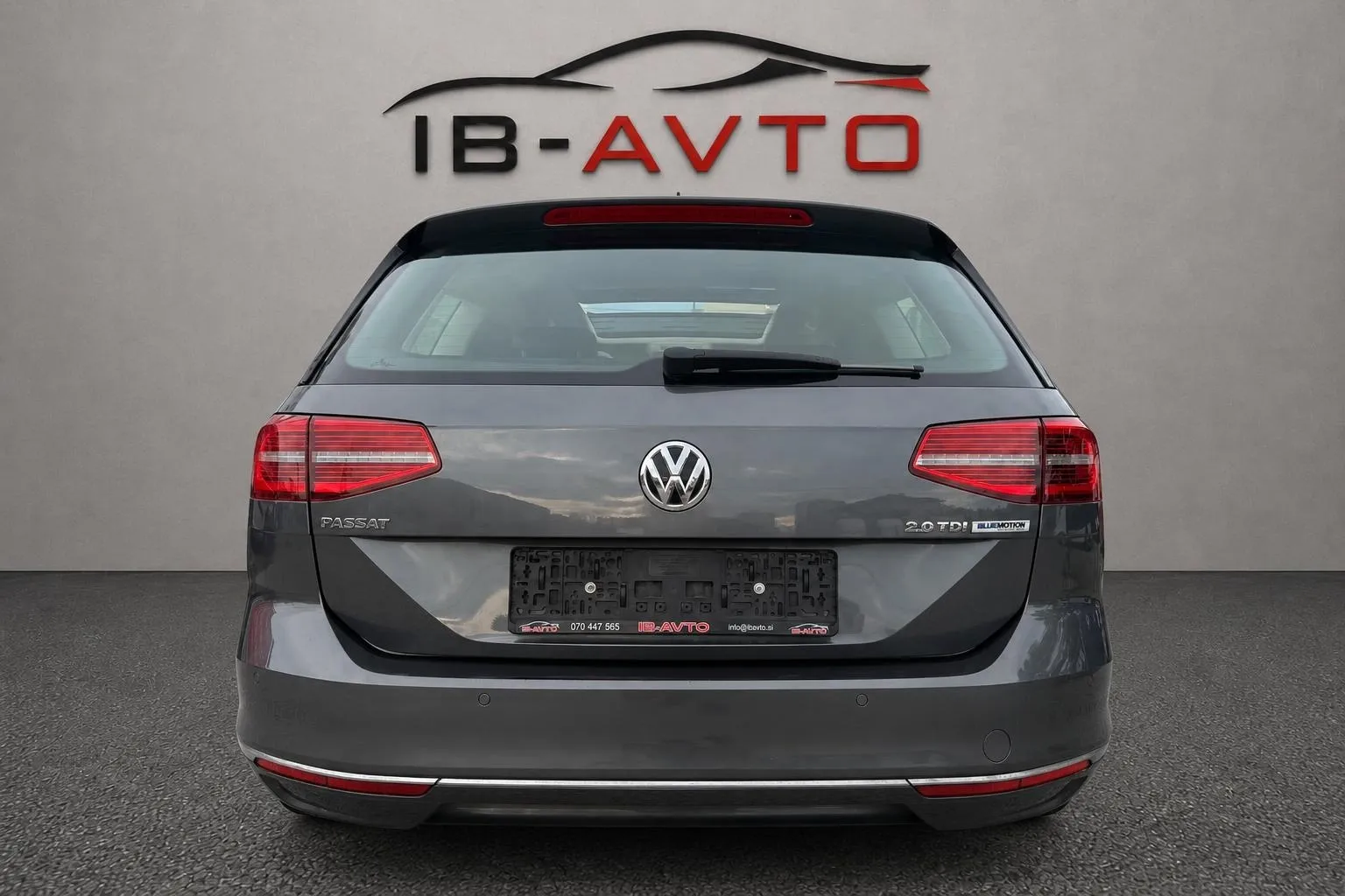 Notranja slika - Volkswagen Passat Variant - 2.0 TDI BMT Highline - 7