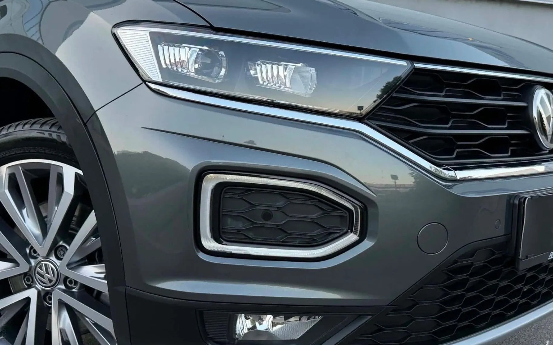 Notranja slika - Volkswagen T-Roc - 1.6 TDI-VIRTUAL-FUL LED-KAMERA LIZING ZA TUJCE - 8