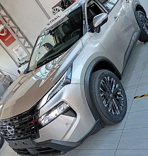 Zunanja slika - Nissan X-Trail - 1.5 e-Power Connecta Avt. + Comfort paket - 2