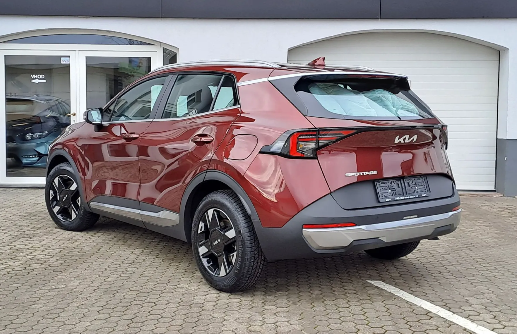 Zunanja slika - KIA Sportage - 1.6 T-GDi 110kW LX Fresh. 6 M T - 3
