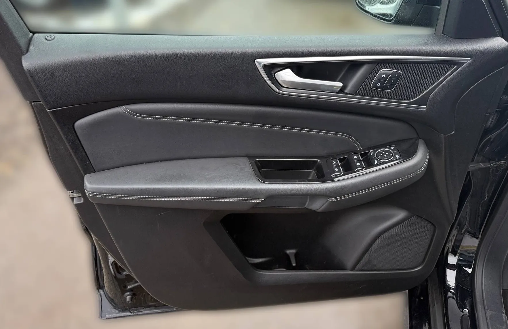 Zunanja slika - Ford S-MAX - 2.0 TITANIUM-S LED NAVI ACC 7 SED. MEMORY VIRTUA - 11