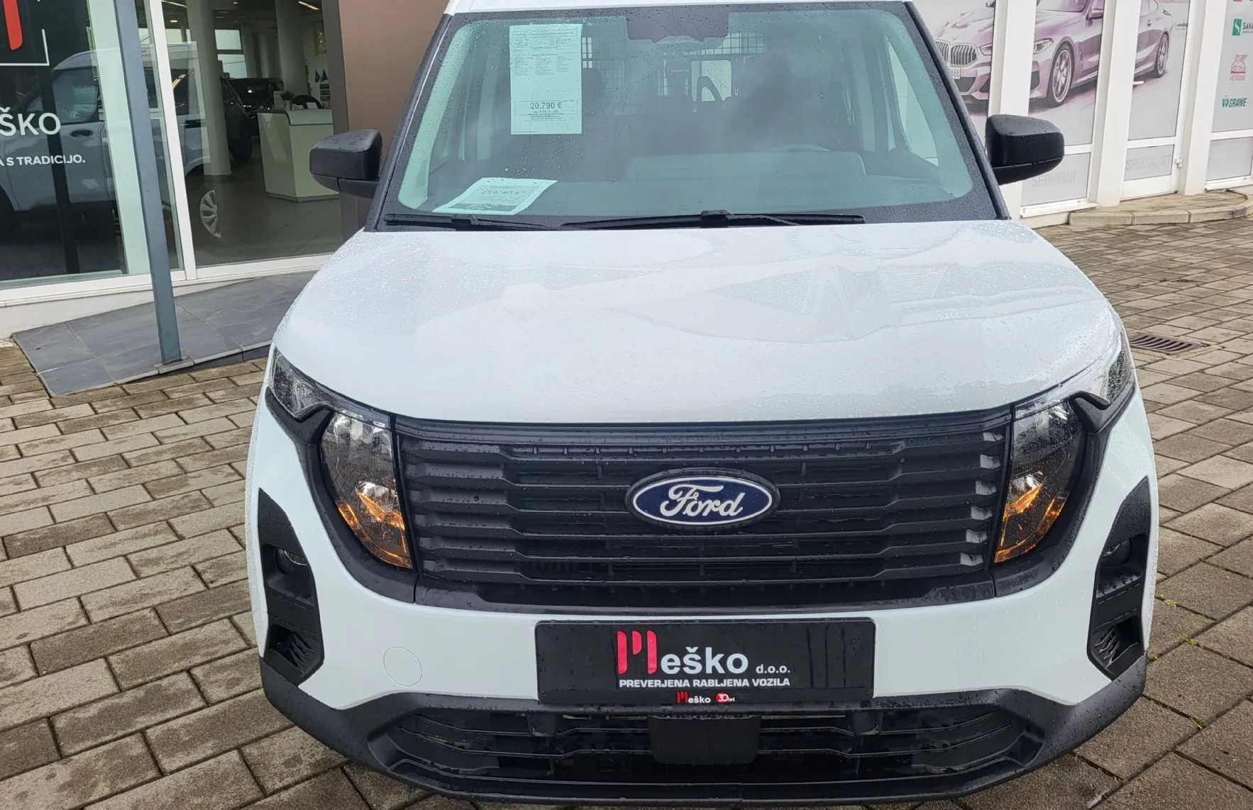 Zunanja slika - Ford Tourneo - Courier Transit 1.5tdci 5sedežni tovorni-možen odbitek DD - 2